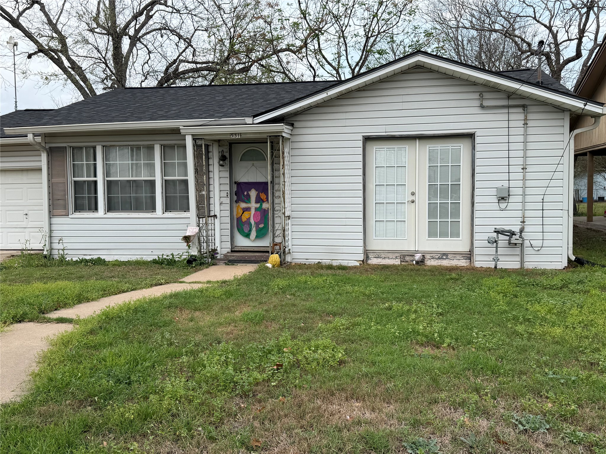 531 E Houston St — photo