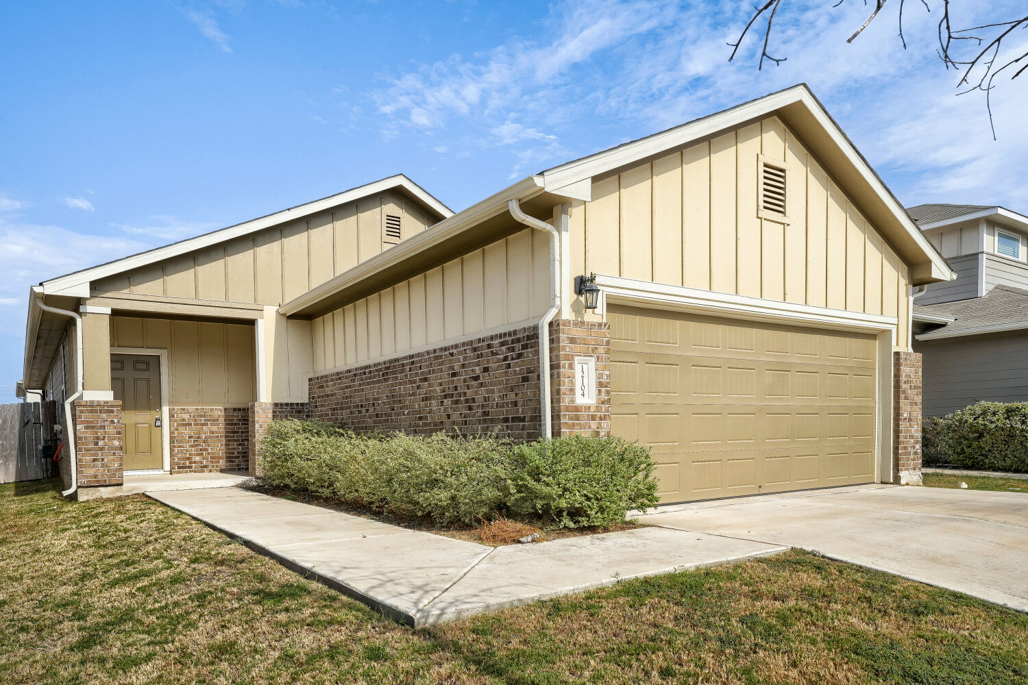 12104 Tolson Dr — photo