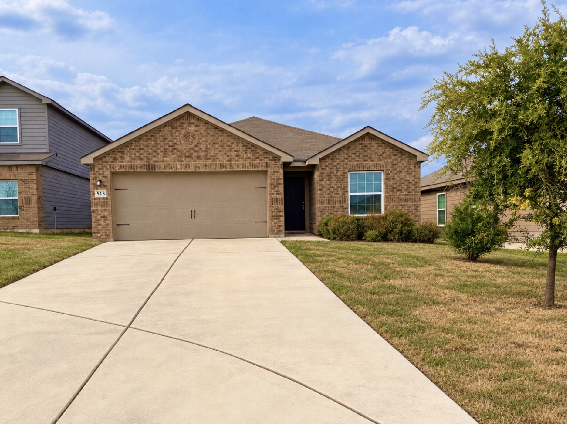 513 Locksley CV — photo