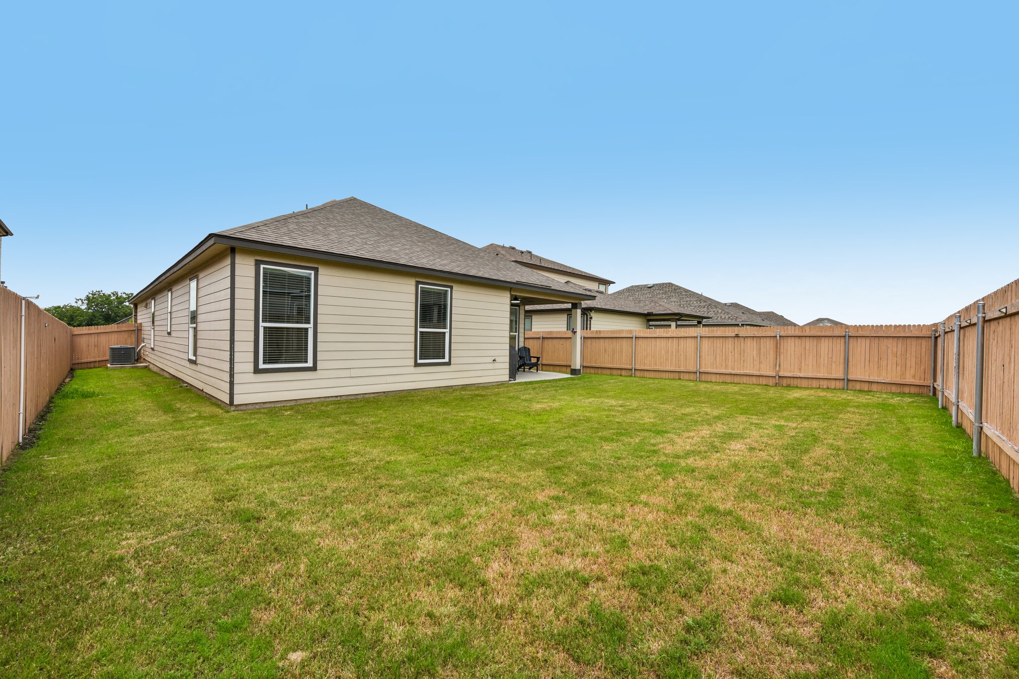 1922 Dragonfly Loop, Bastrop, TX 78602 — photo 2