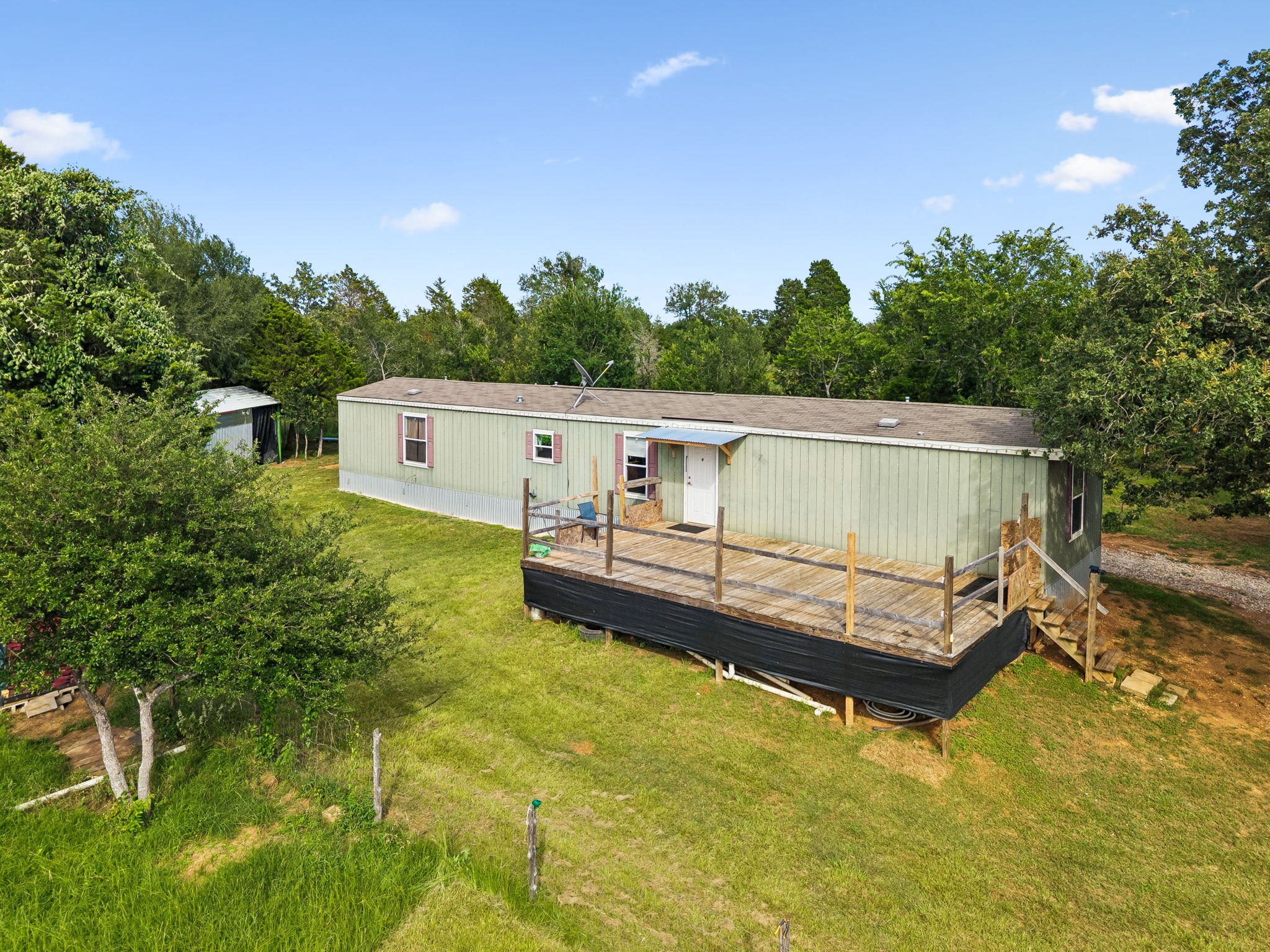 253 N County Line Rd C — photo