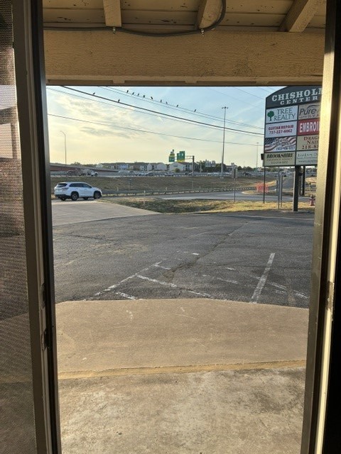 400 Chisholm Valley Dr 1108 S I-35 Frontage — photo