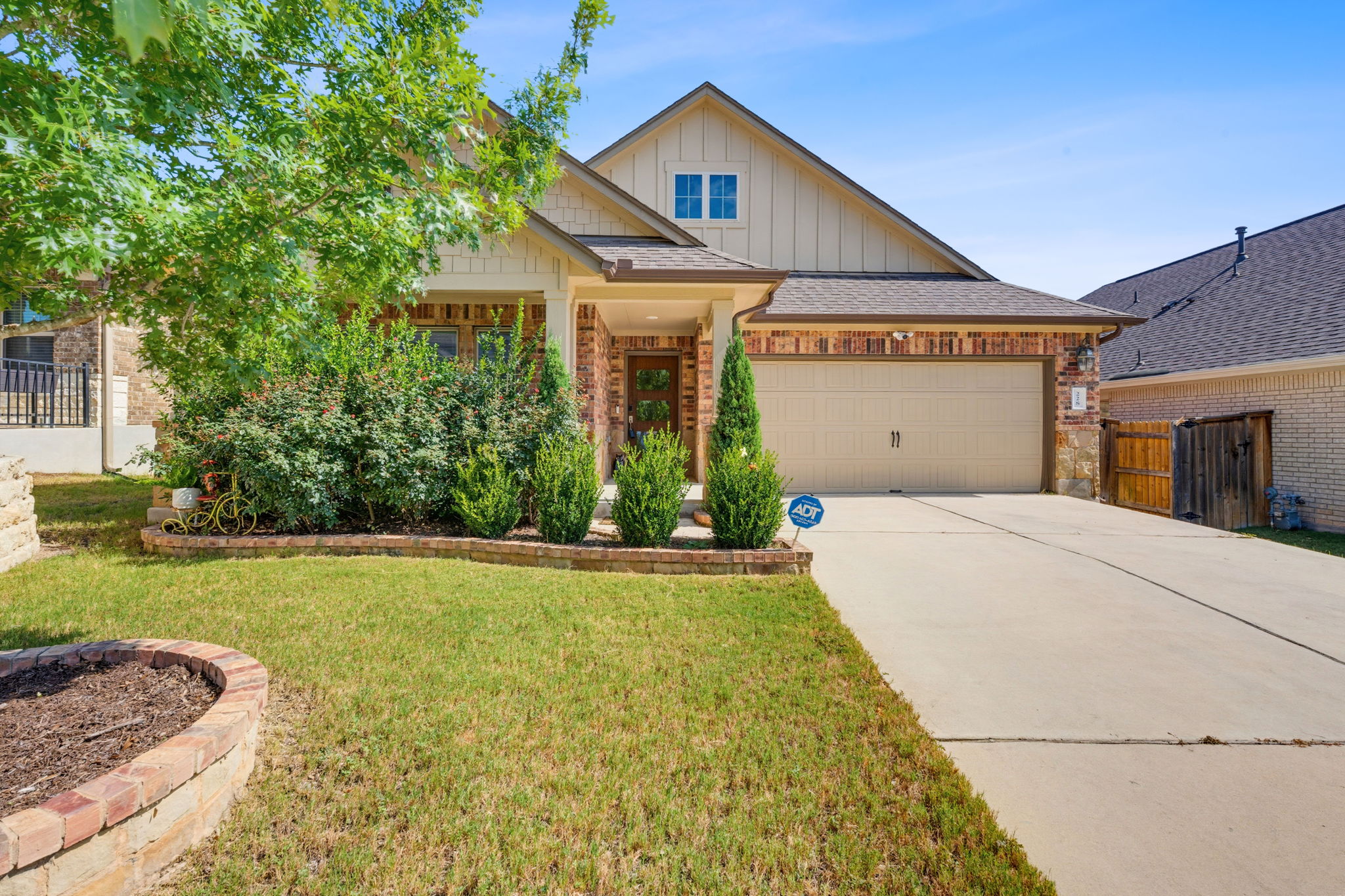 228 TANGLED BRUSH DR — photo 3