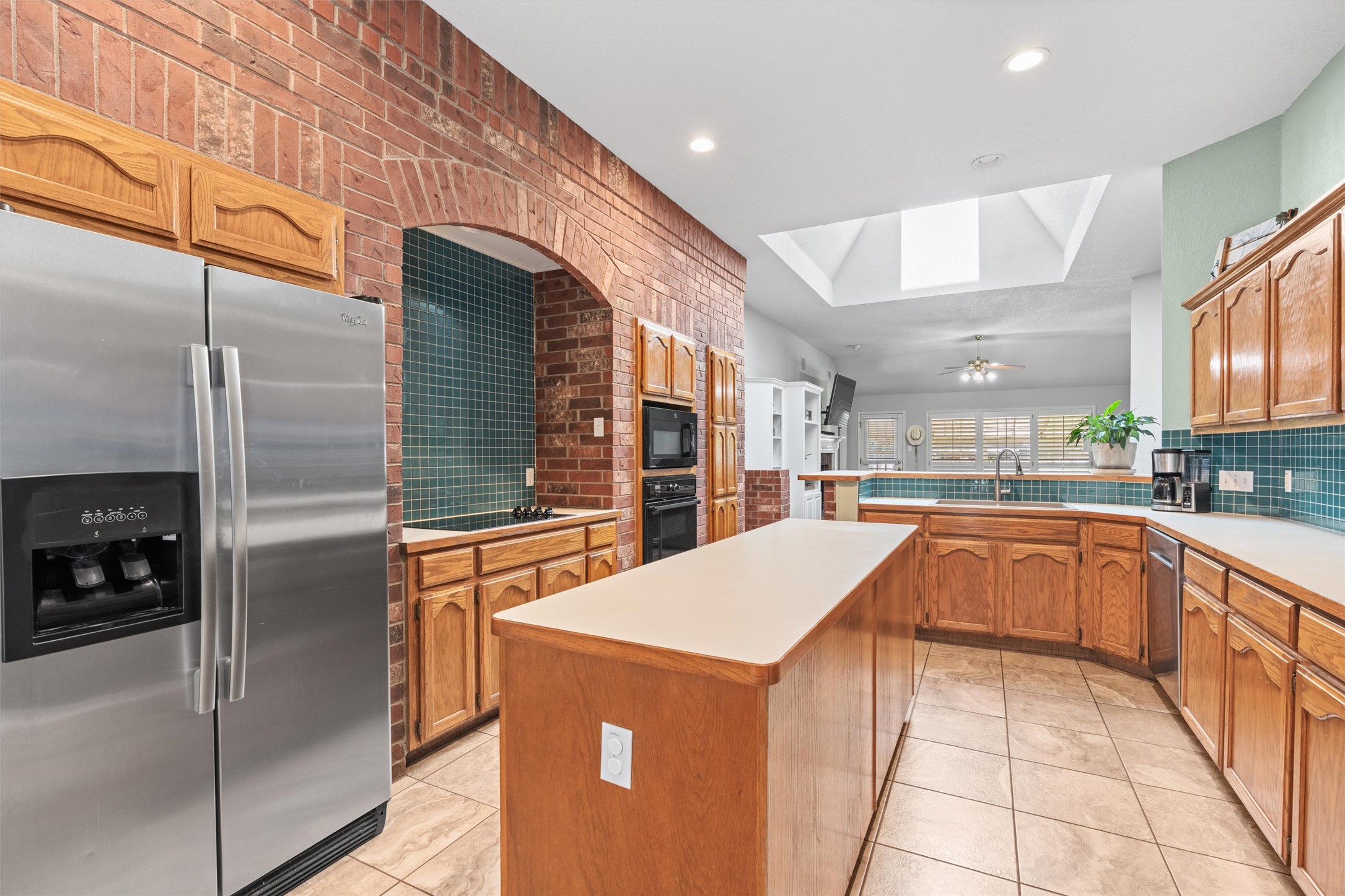 1208 Brophy Dr — photo