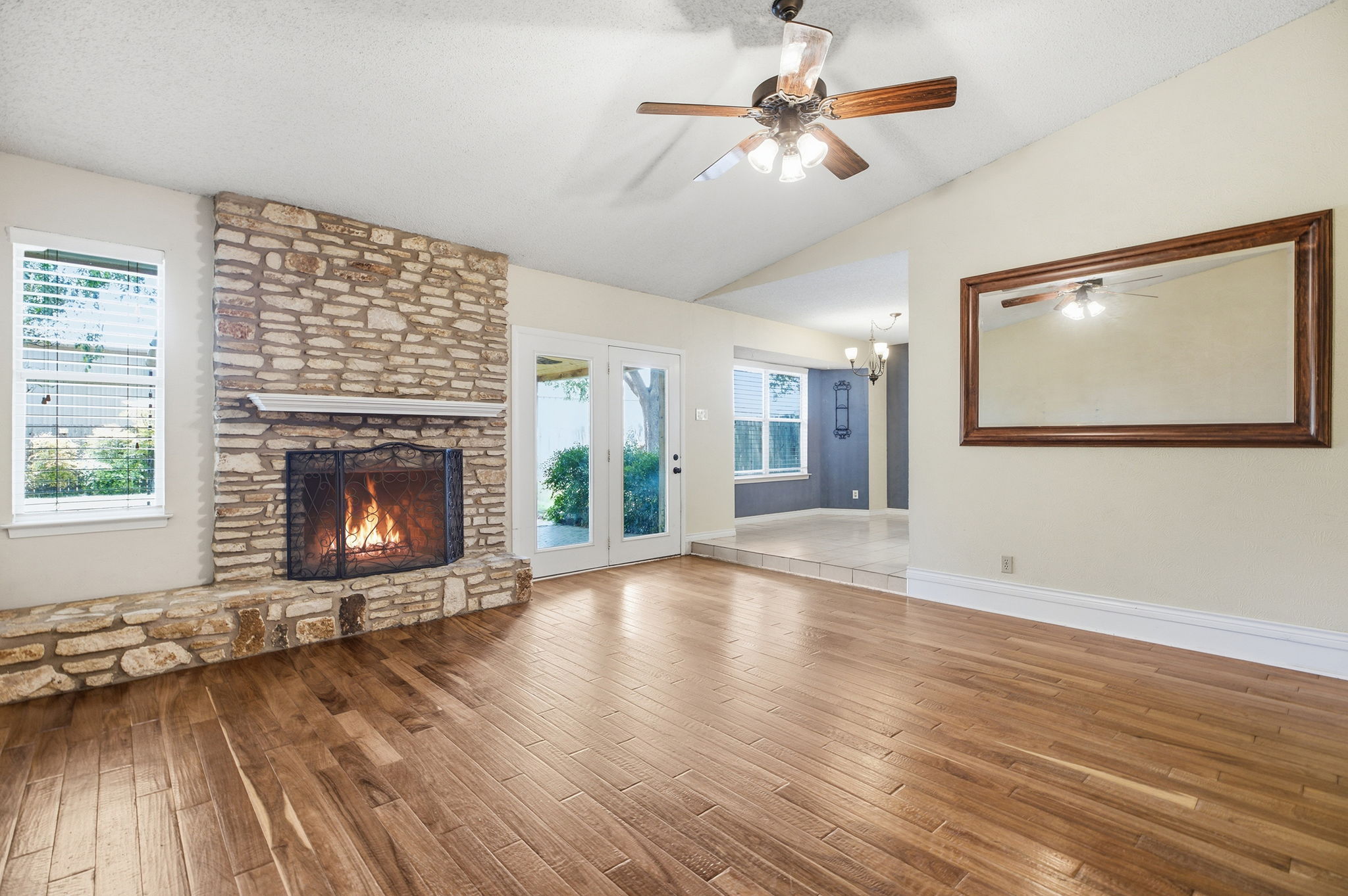 8509 Slant Oak Dr — photo