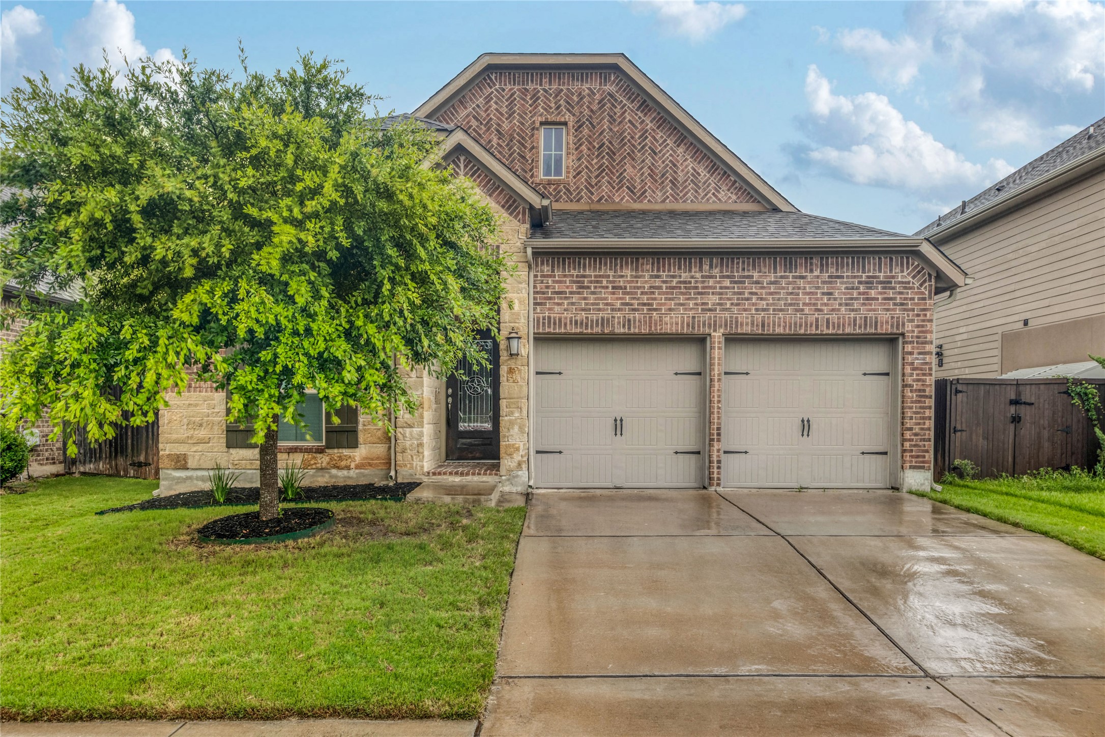 308 Lacey Oak Loop — photo