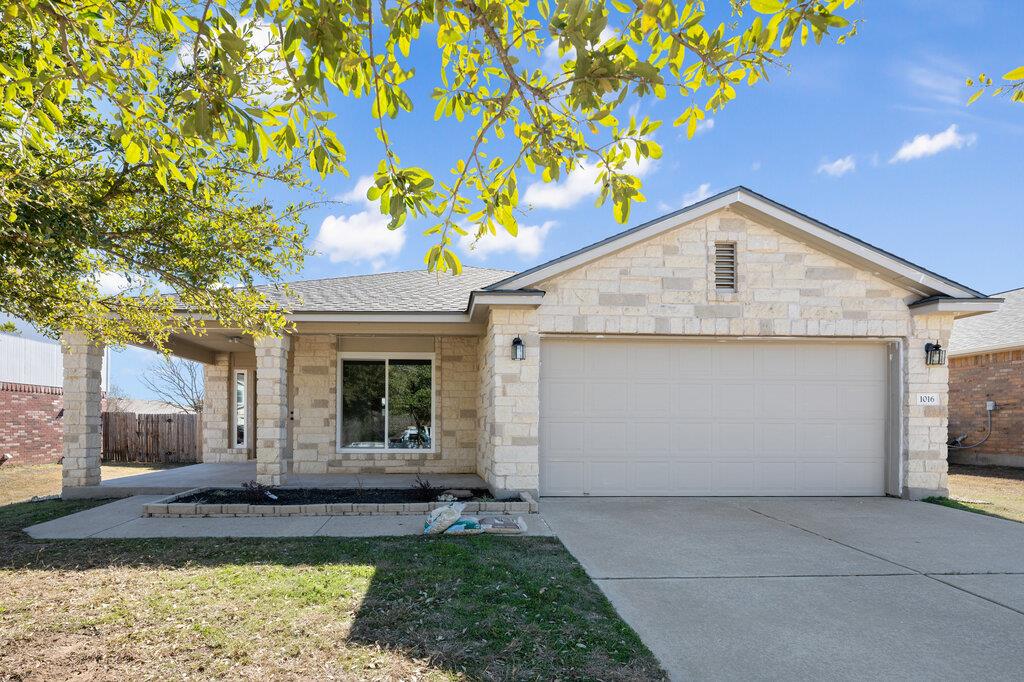 1016 Flanagan Dr — photo