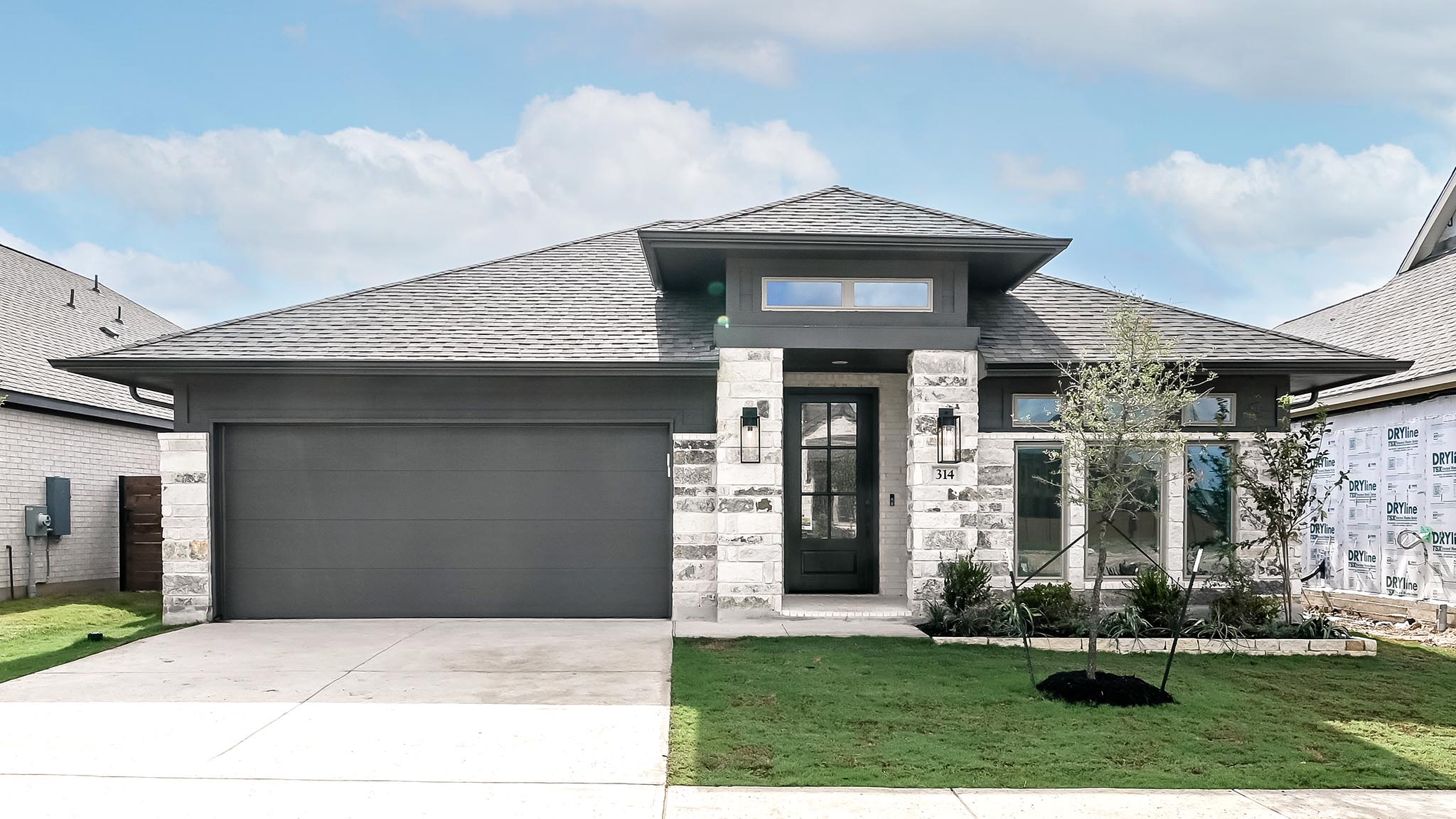 314 Foxfire CV — photo