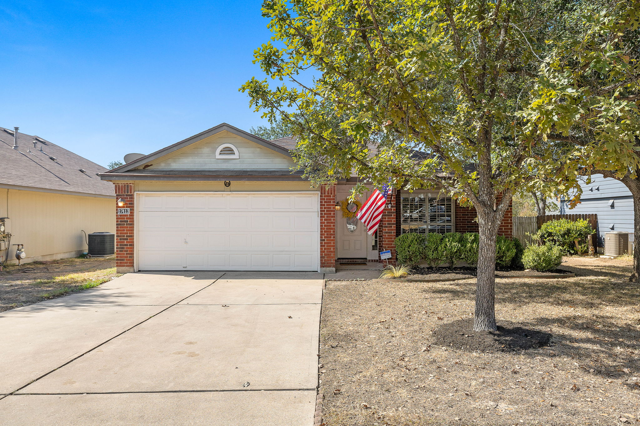 17413 Tobermory Dr — photo