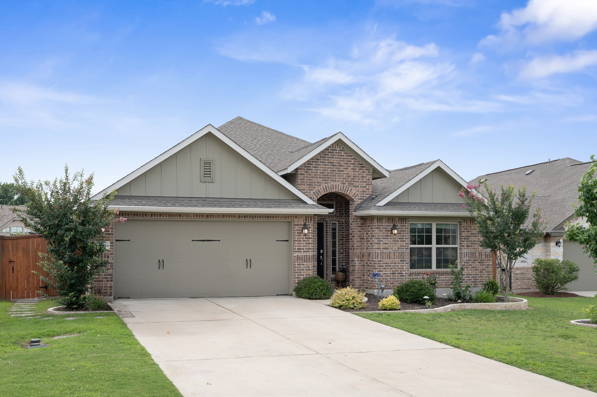 1437 Morning View Road, Georgetown, TX 78628 — photo 2