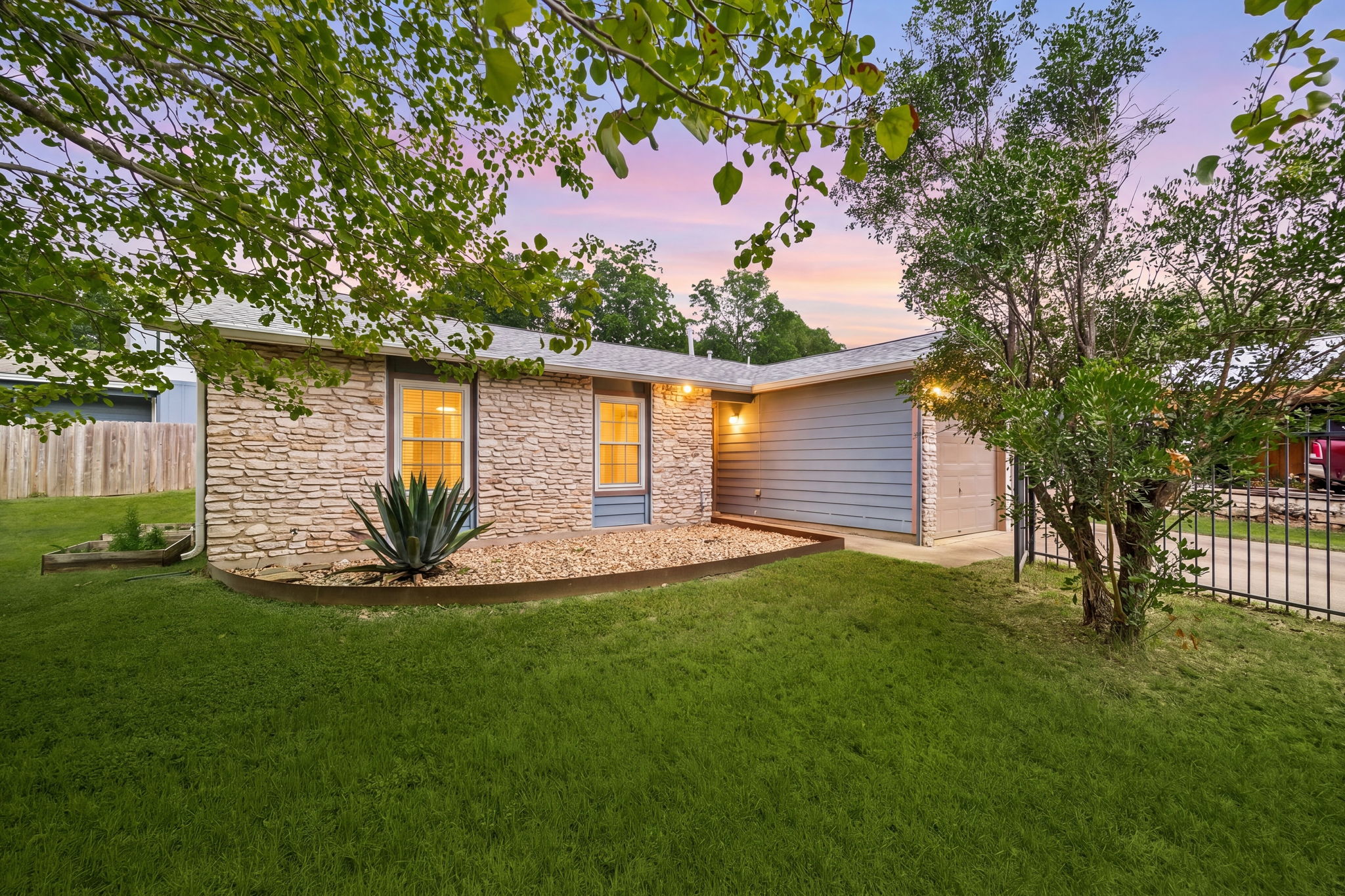 7802 Elderberry Dr — photo