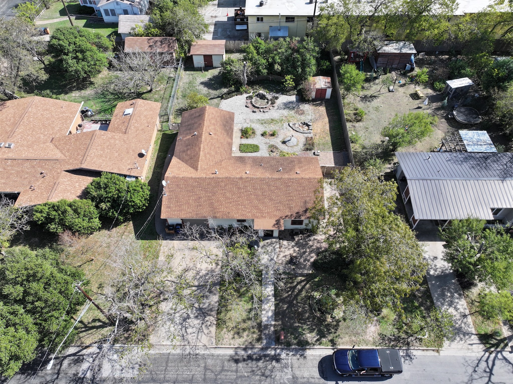 7913 Tisdale Dr — photo