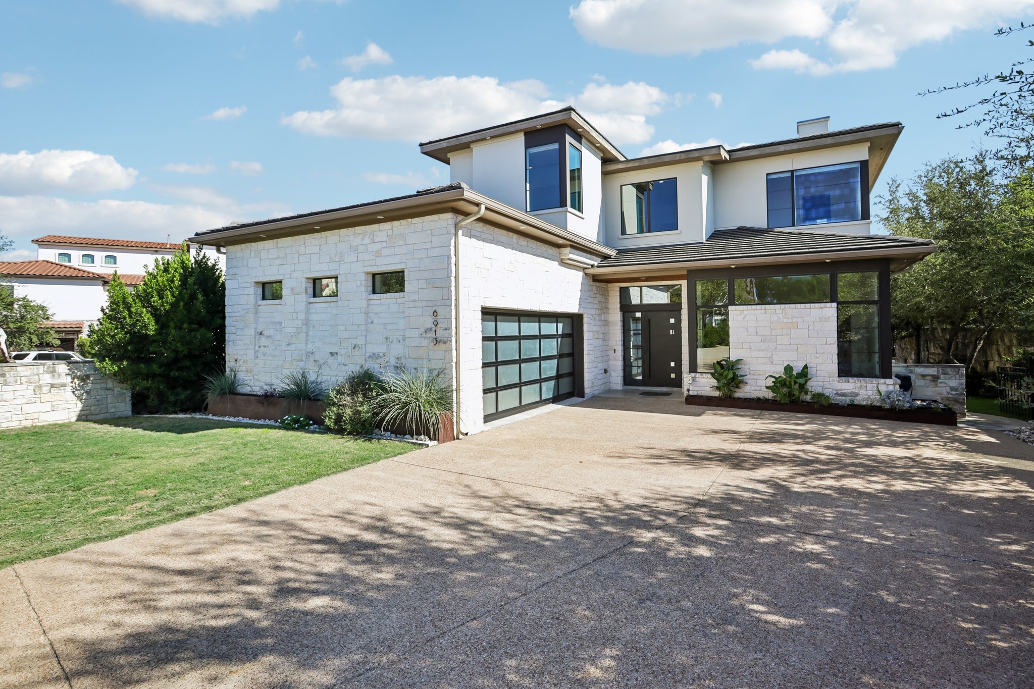 6913 Cielo Azul Pass — photo