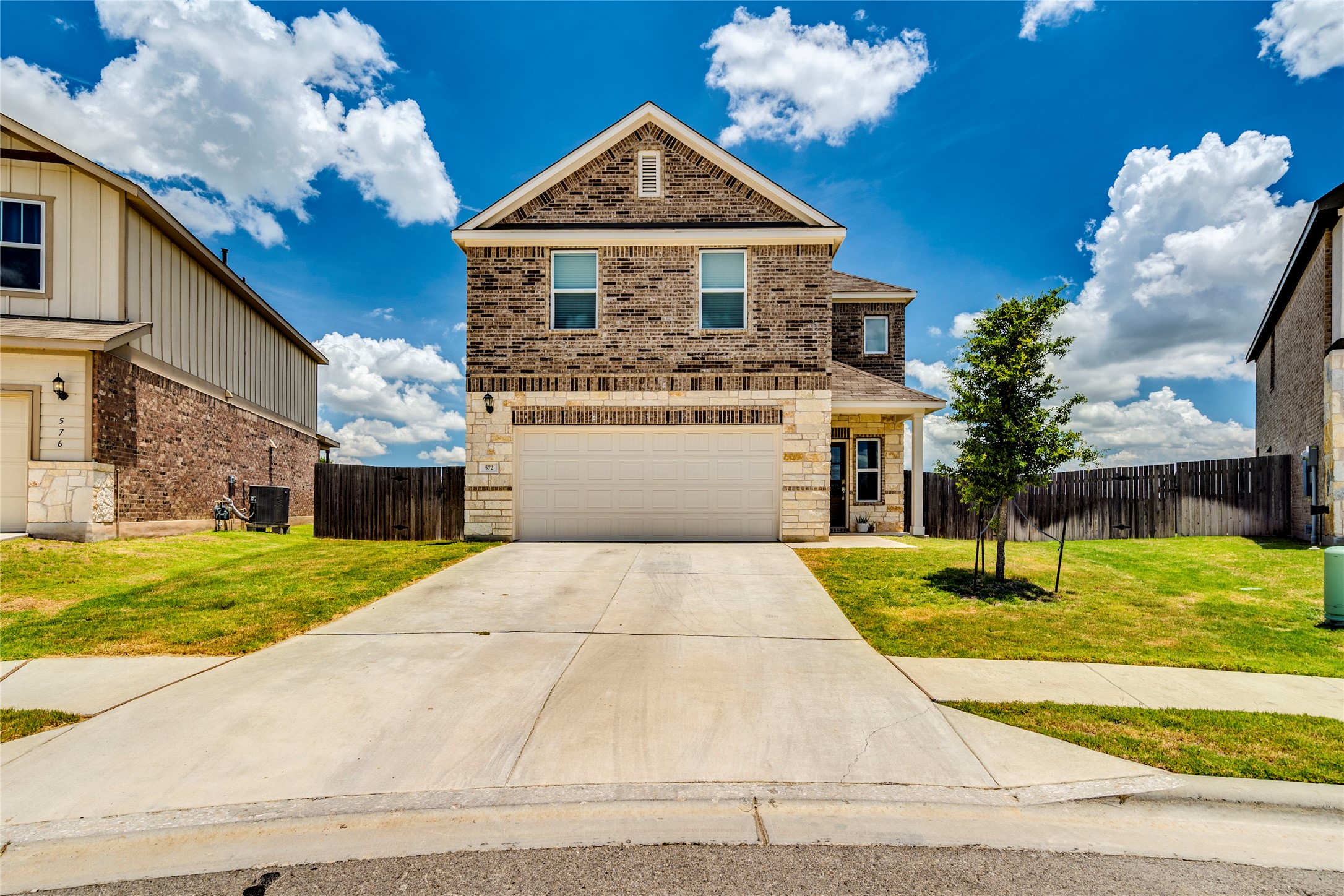 572 Pepperbark Loop, Buda, TX 78610 — photo 2
