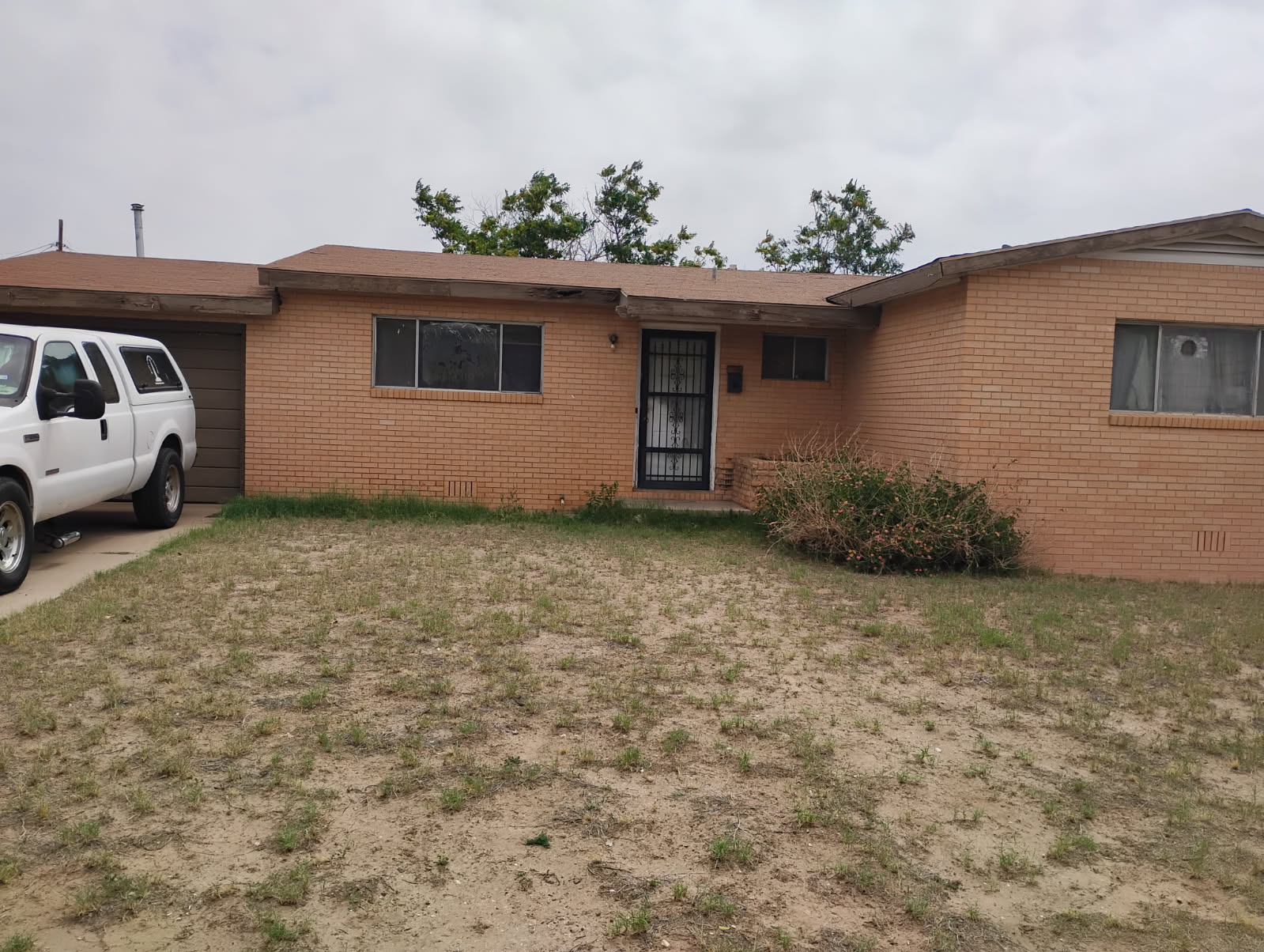1003 Pine Ave — photo