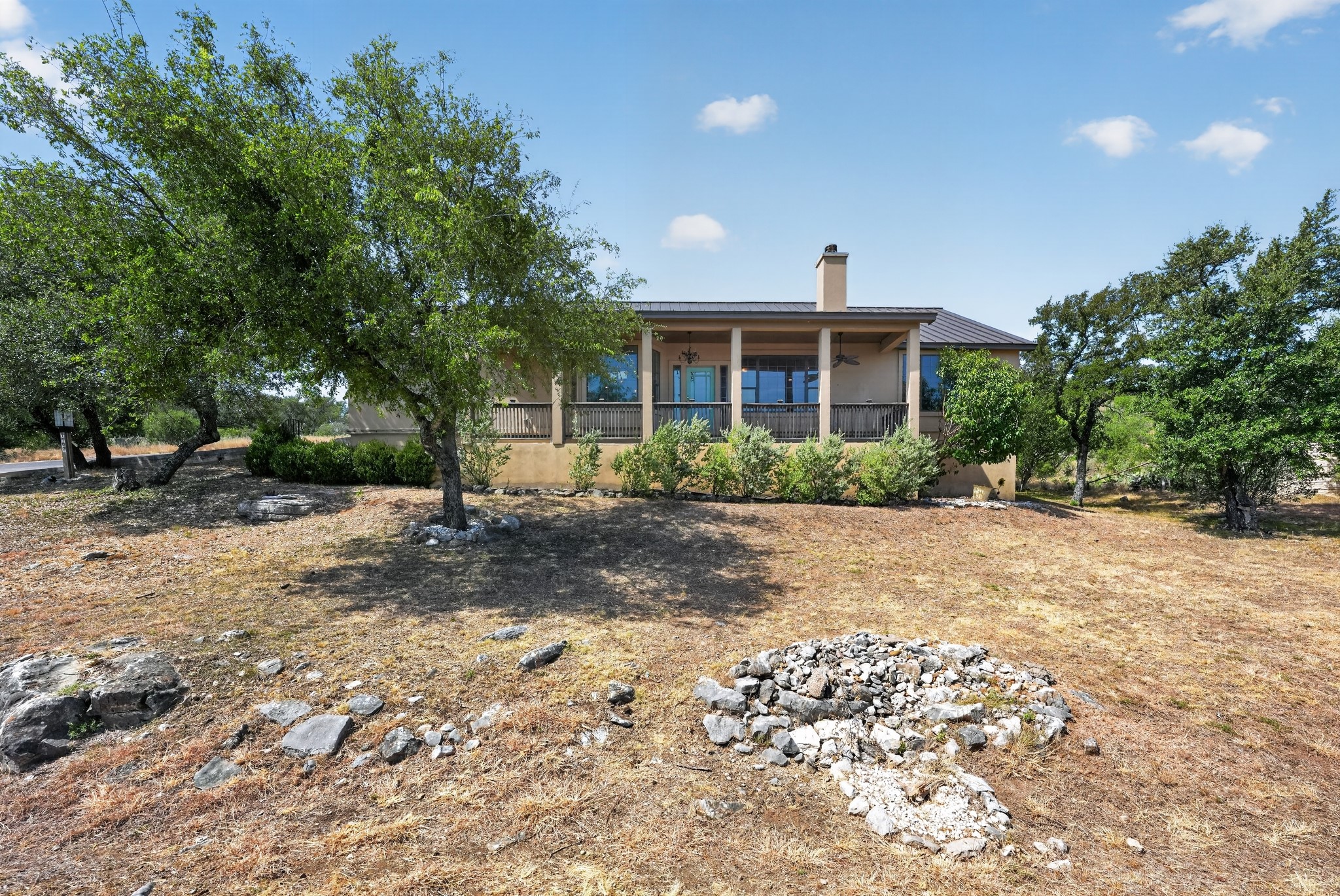 1100 Limestone N — photo