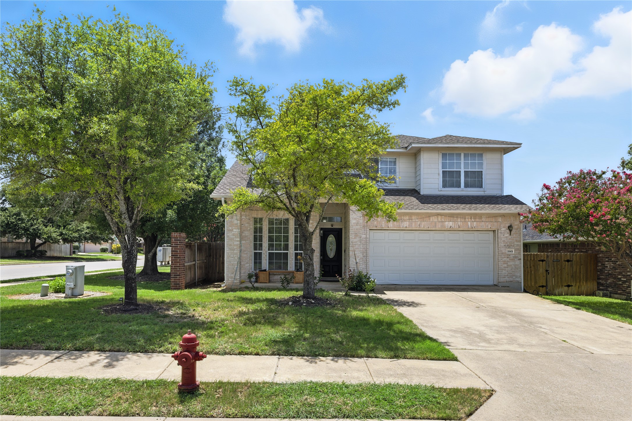 1901 Avante Dr — photo