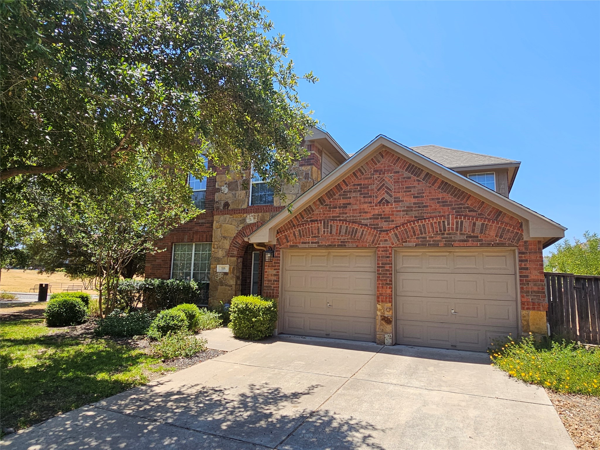 516 Centerbrook Pl — photo