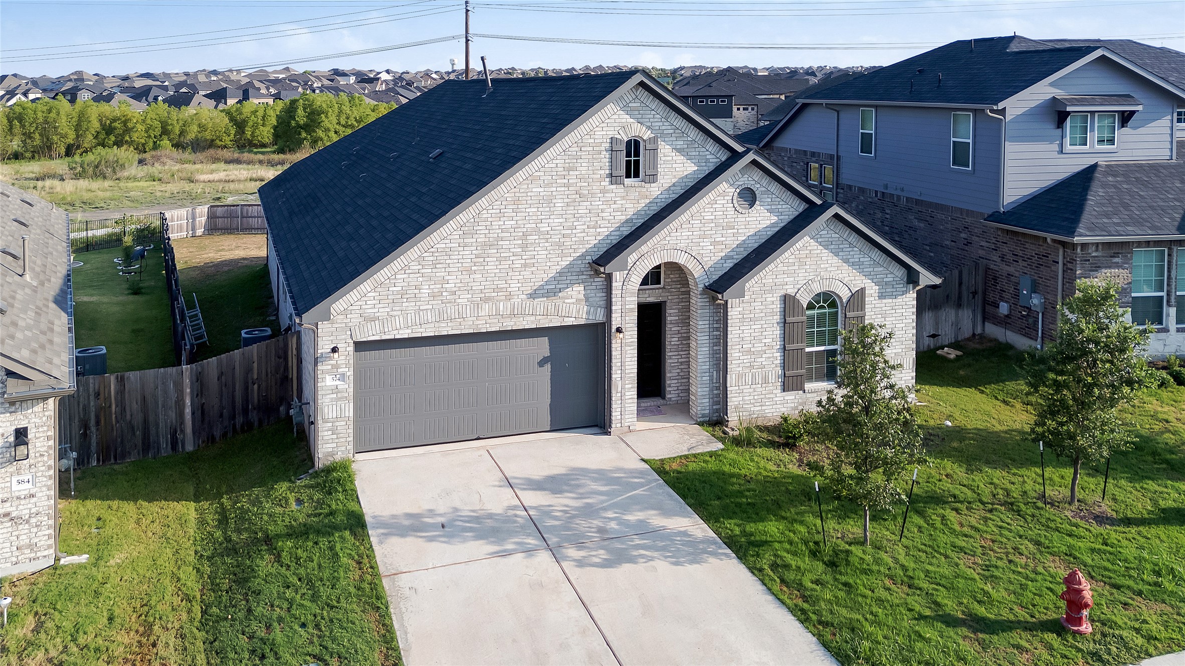 574 Sugar Cane Rd — photo