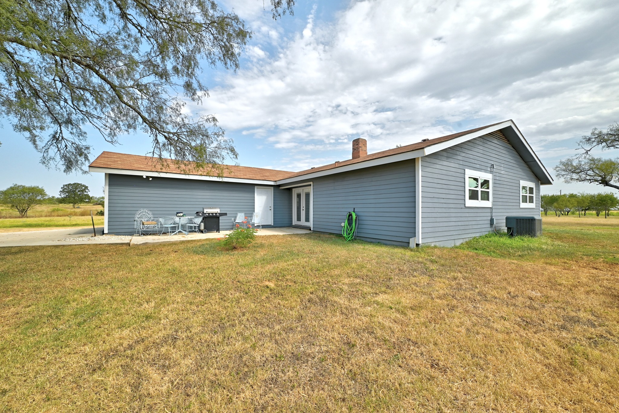 311 Salt Lake Rd — photo