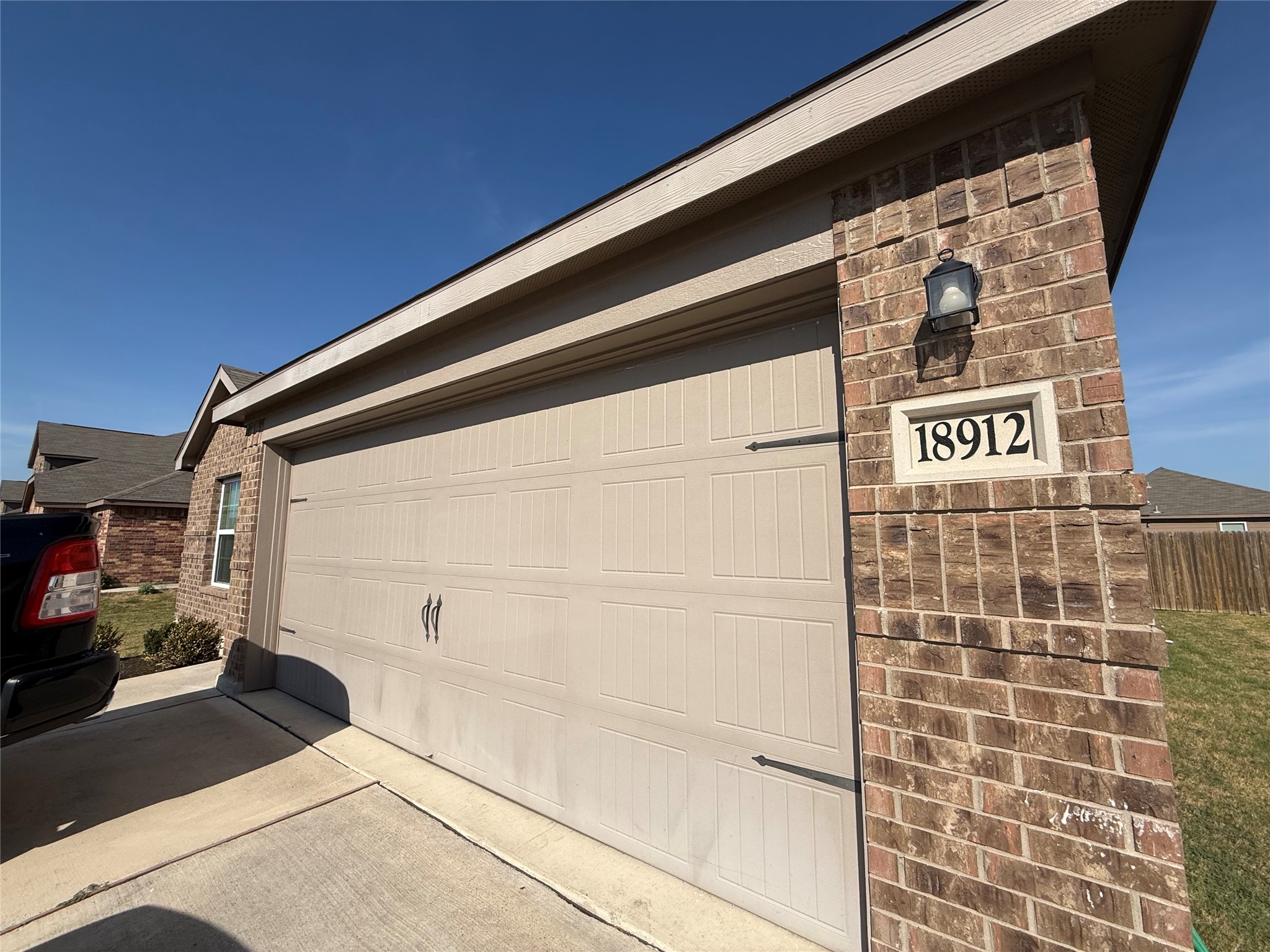 18912 Quiet Range Dr — photo