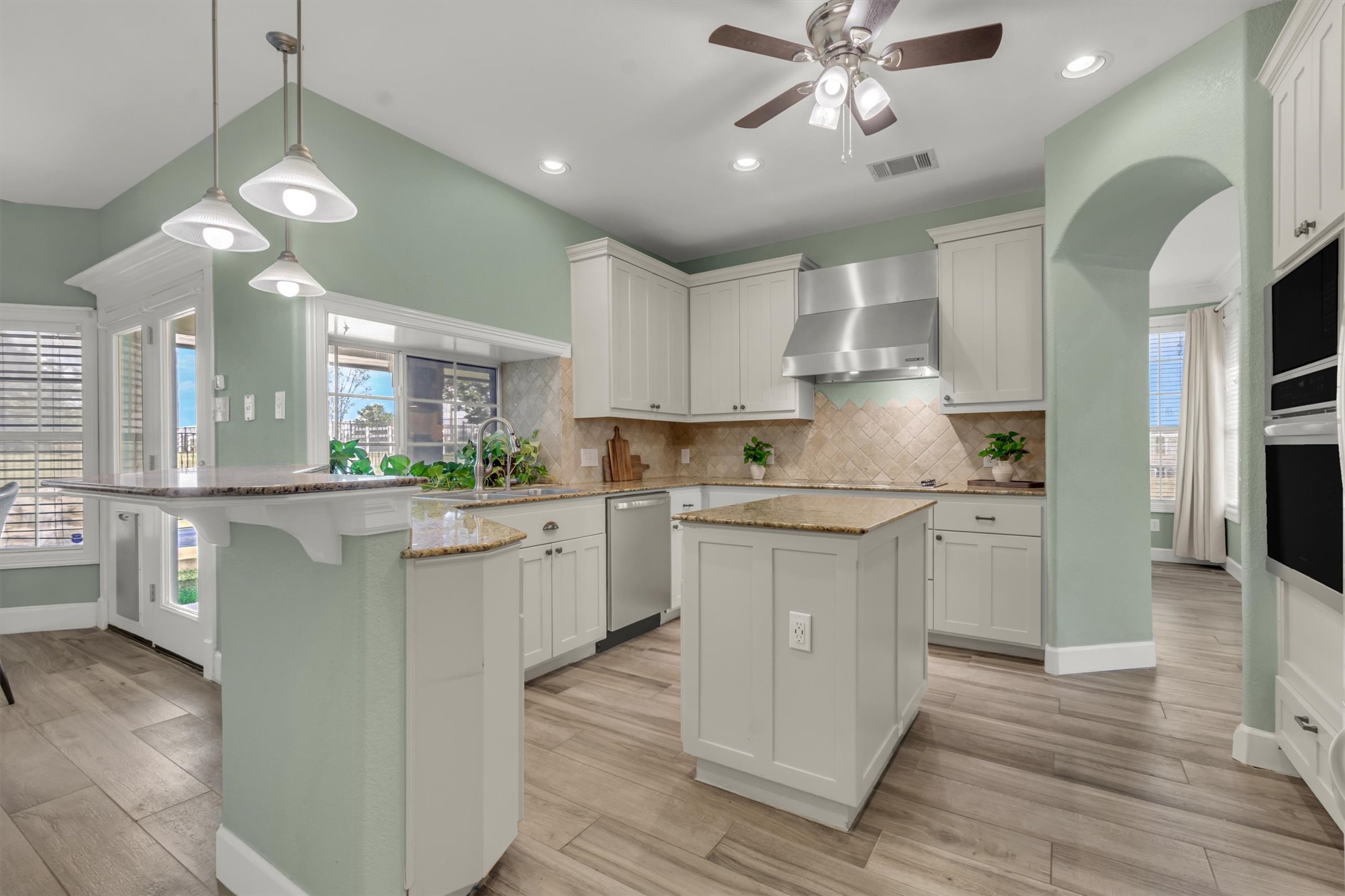 100 Apache Pass, Hutto, TX 78634 — photo 3