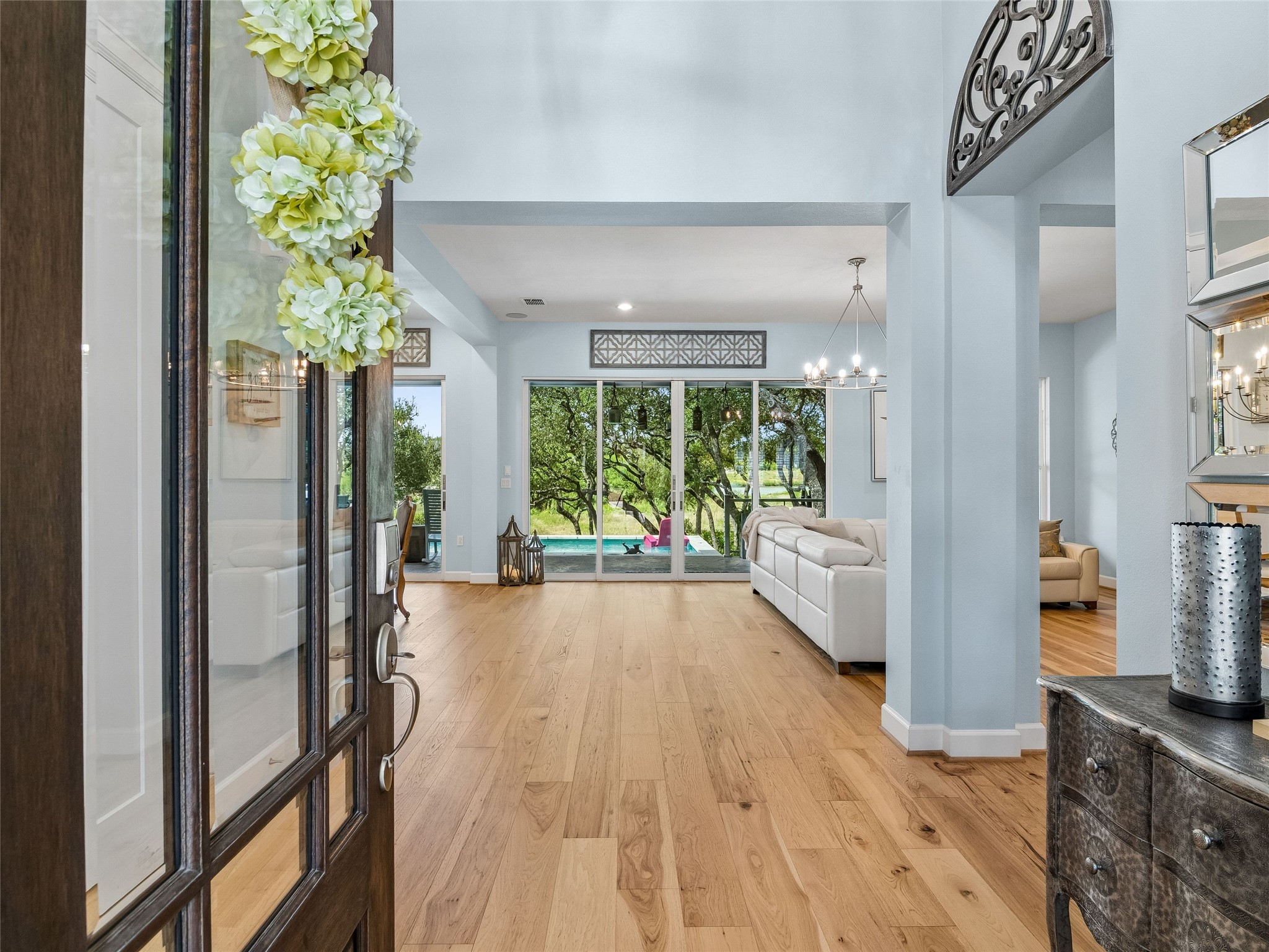 137 Sowing Oak Dr — photo