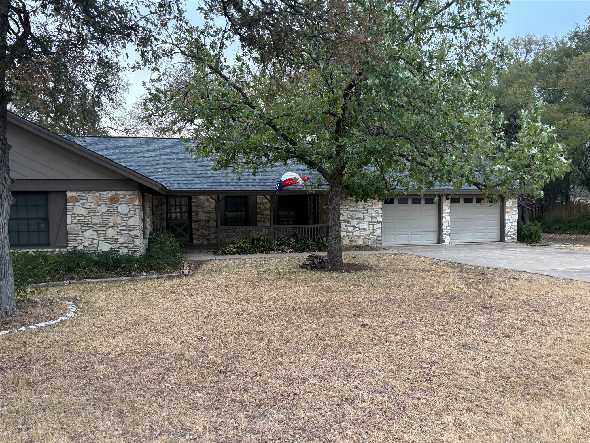 409 Sinuso Drive, Georgetown, TX 78628 — photo 2