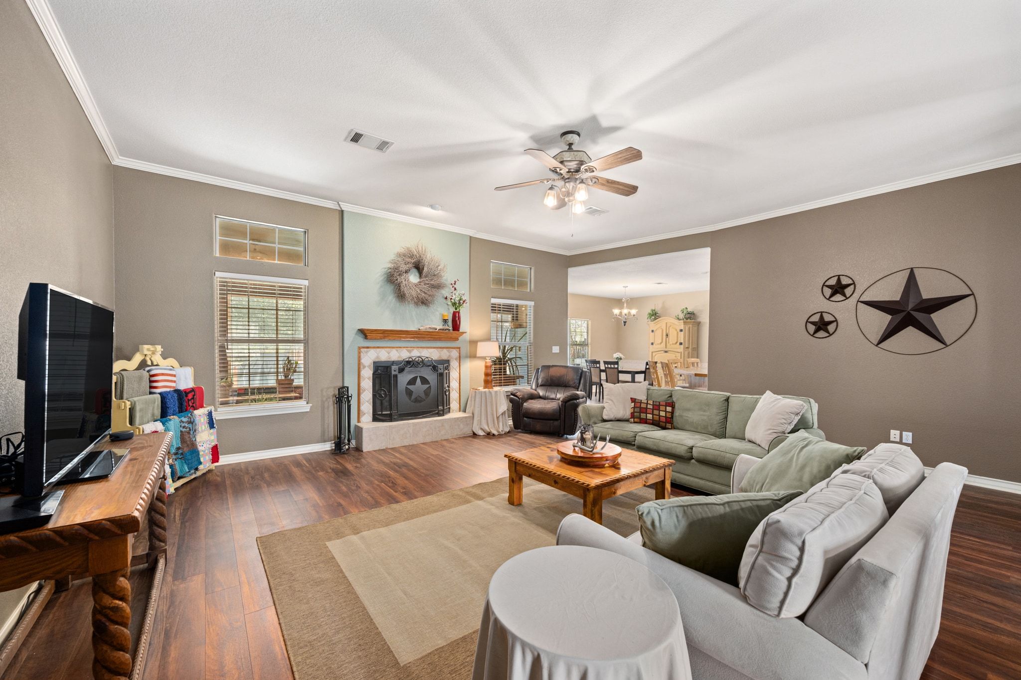 75 Four T Ranch Road, Georgetown, TX 78633