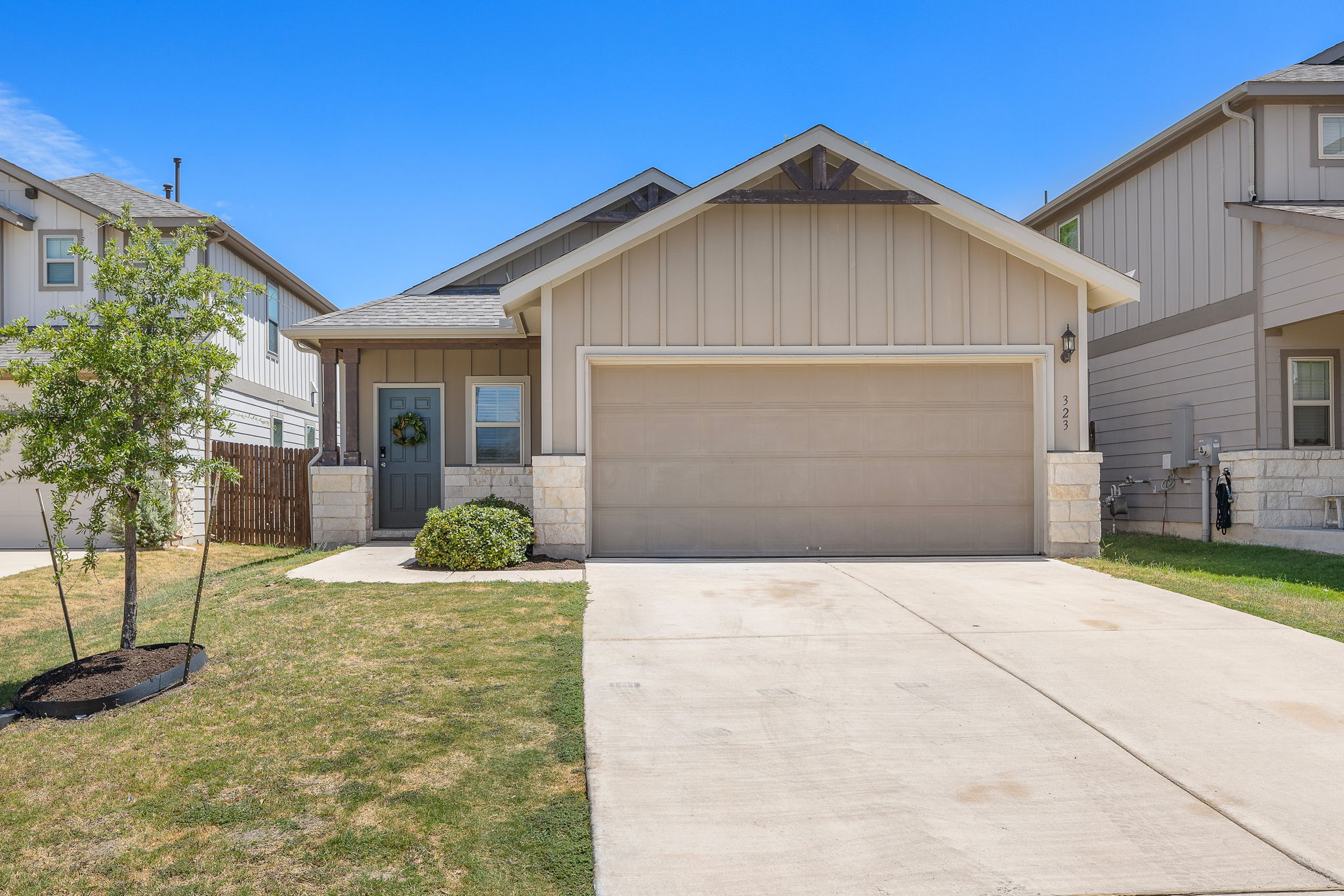 323 Zuma Dr — photo