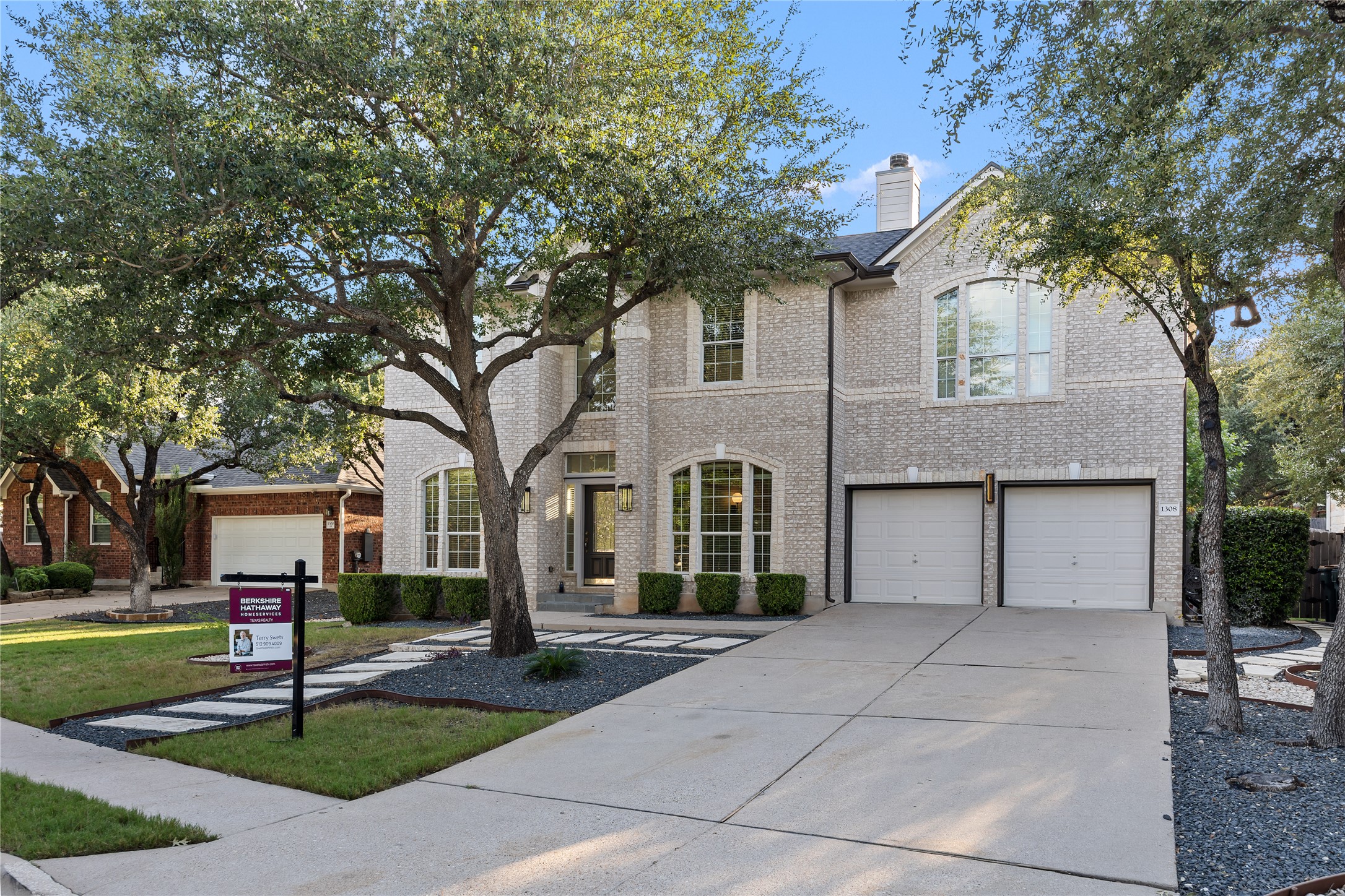 1308 Sawdust Ct — photo