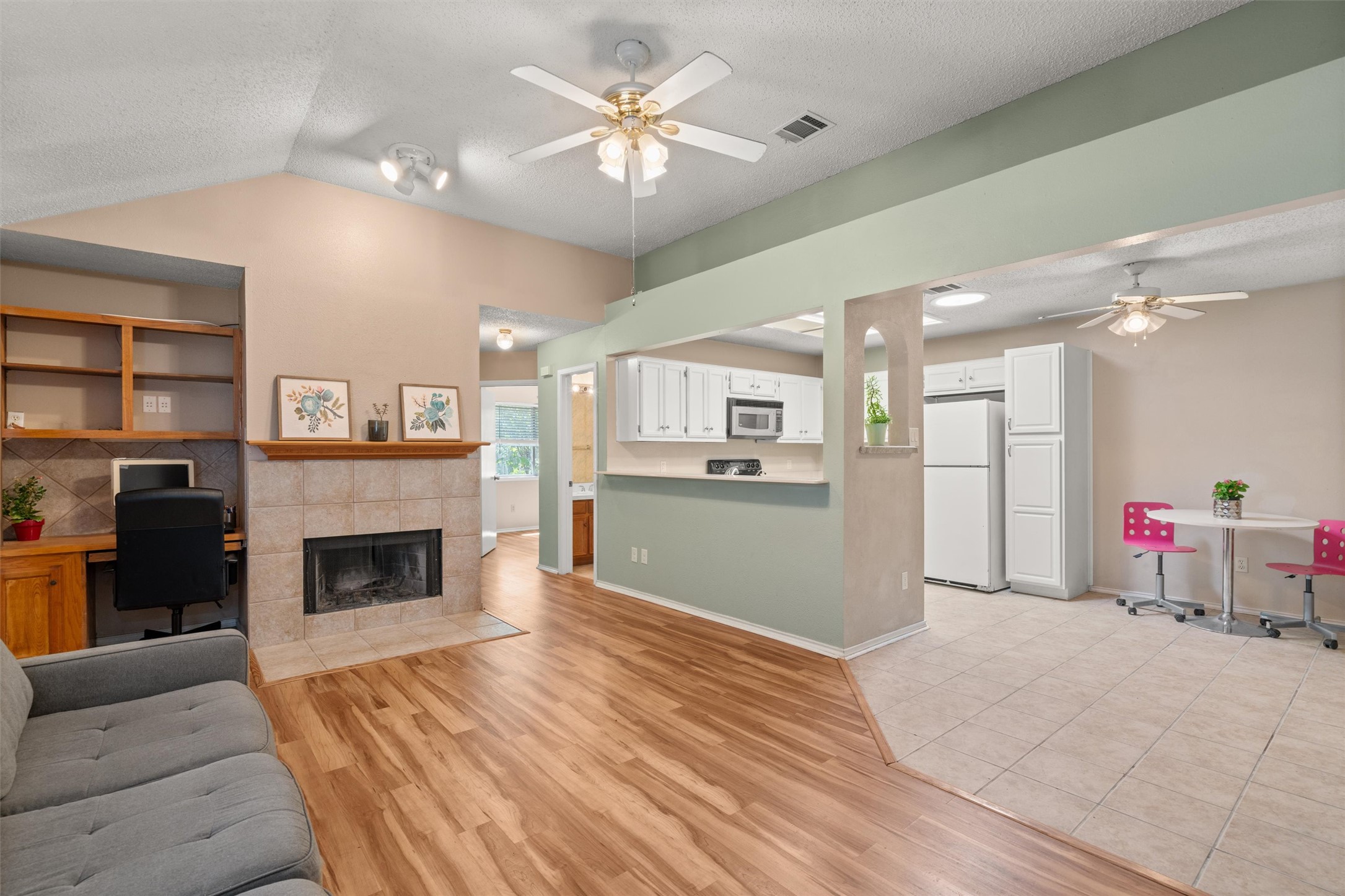 840 Eagles Way, Leander, TX 78641 — photo 3