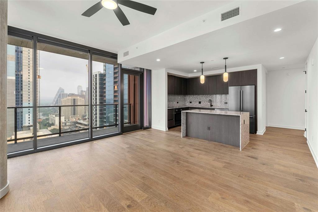 84 East Ave 2709 — photo