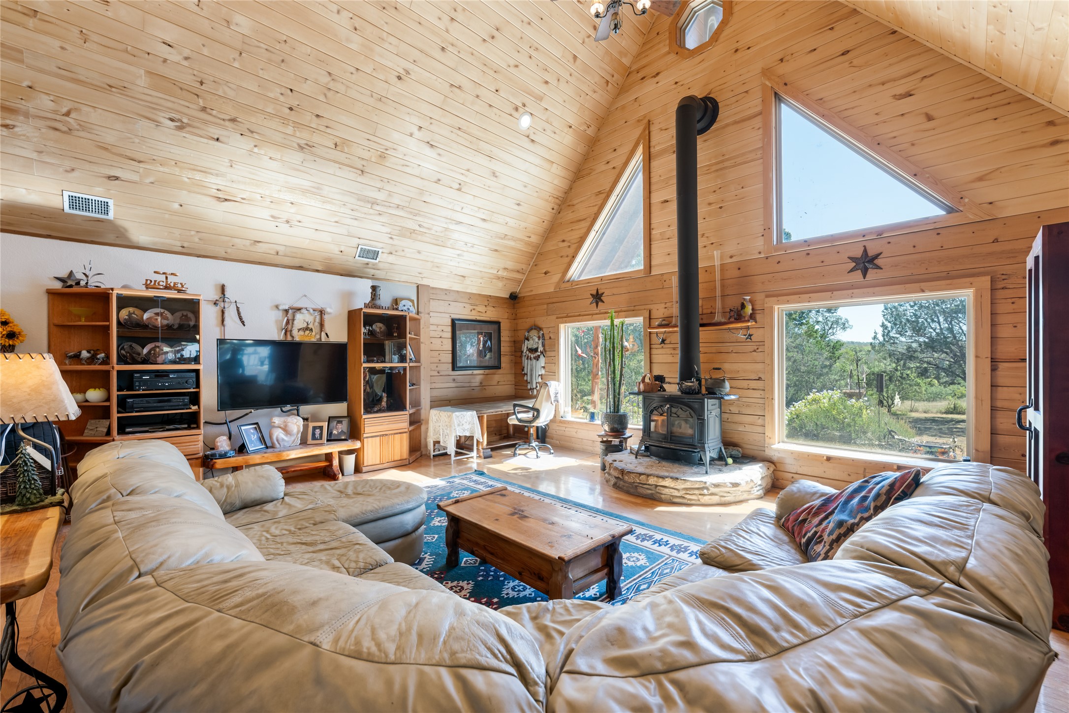 103 Ridge Oak Dr — photo