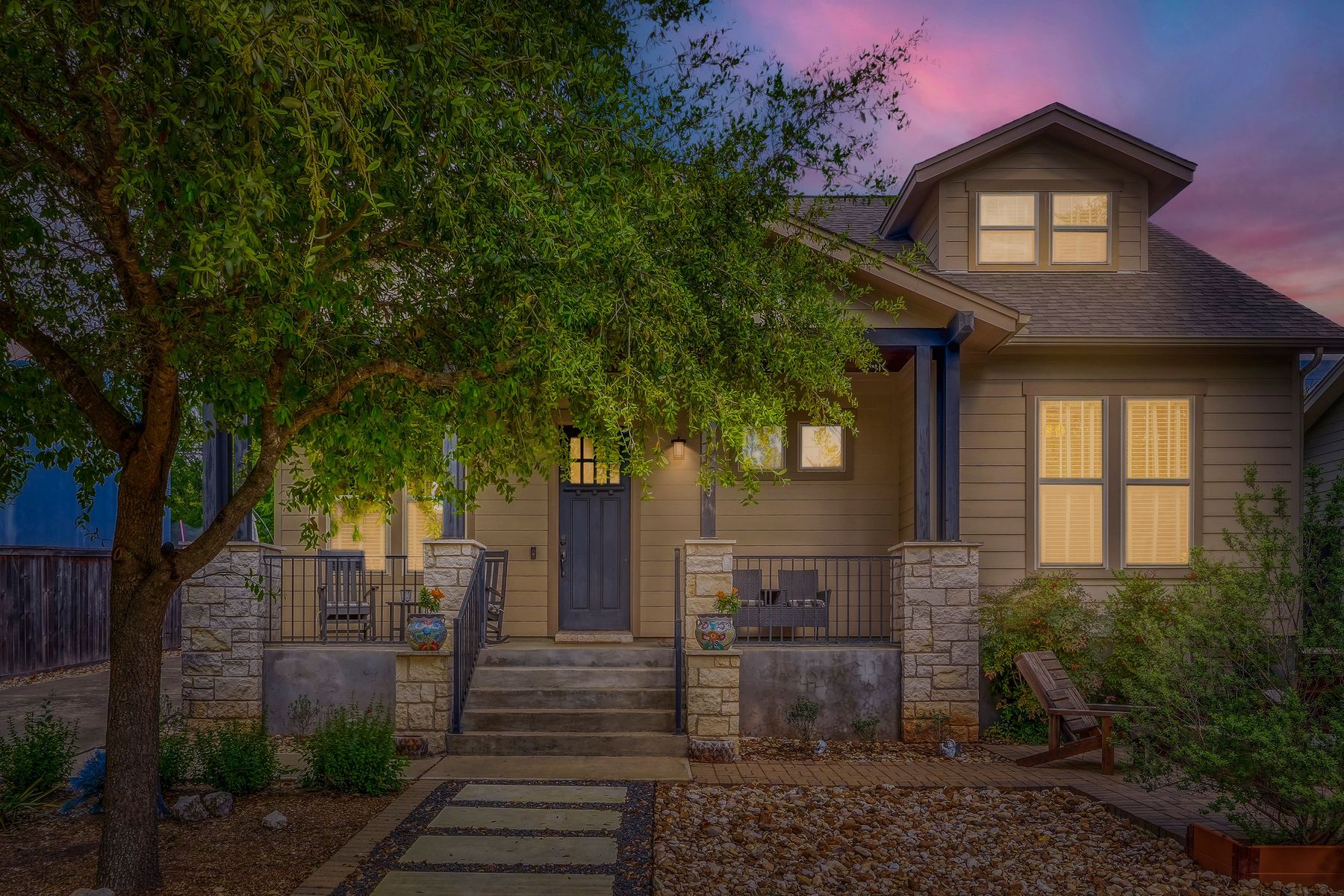 2913 Chisholm Trl — photo