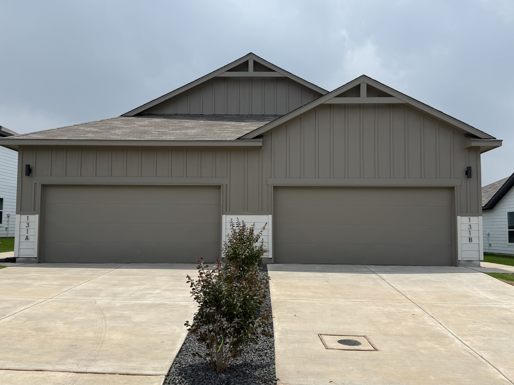 131 Schrader Dr B — photo
