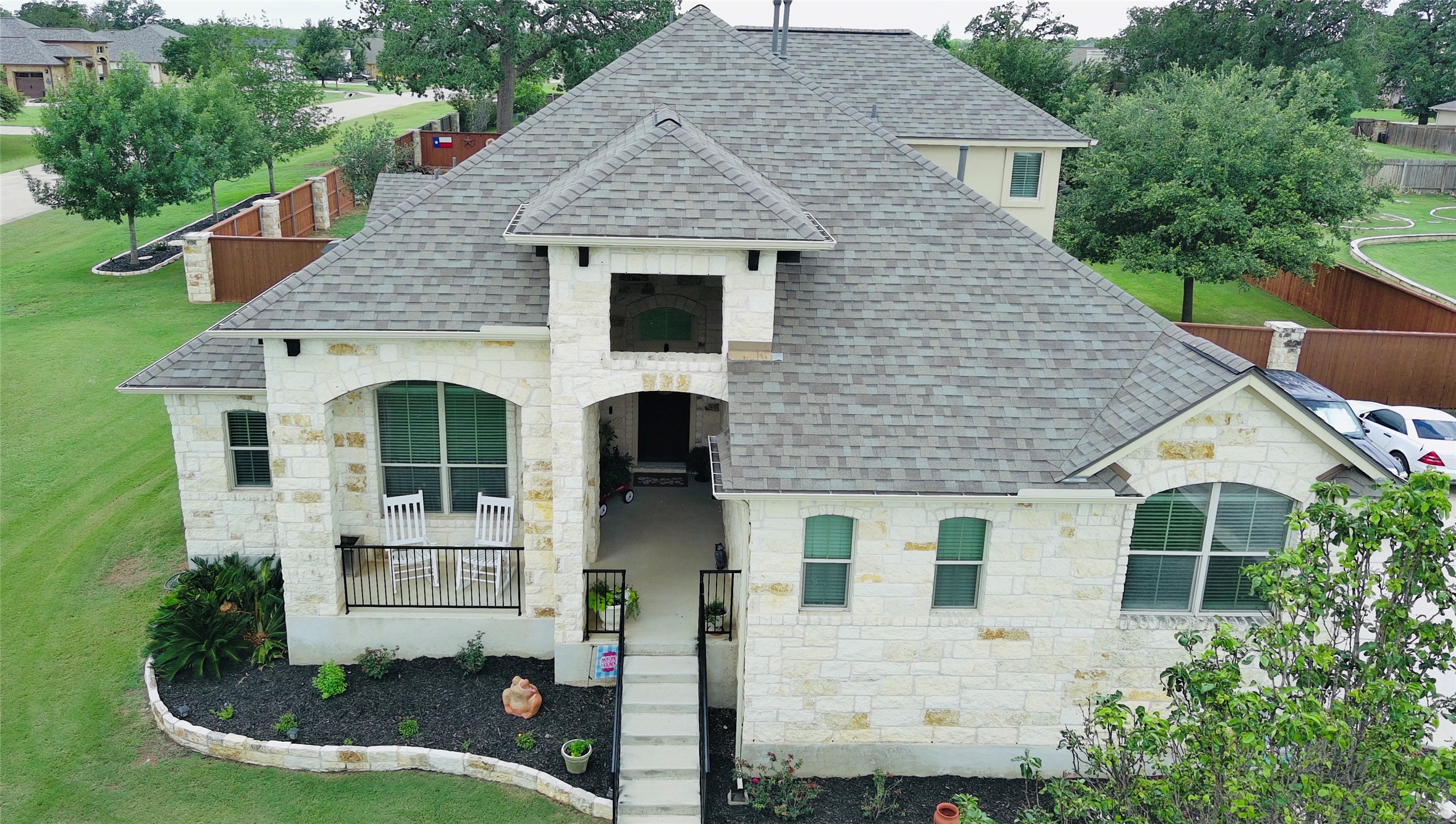 102 McCoy Cir — photo
