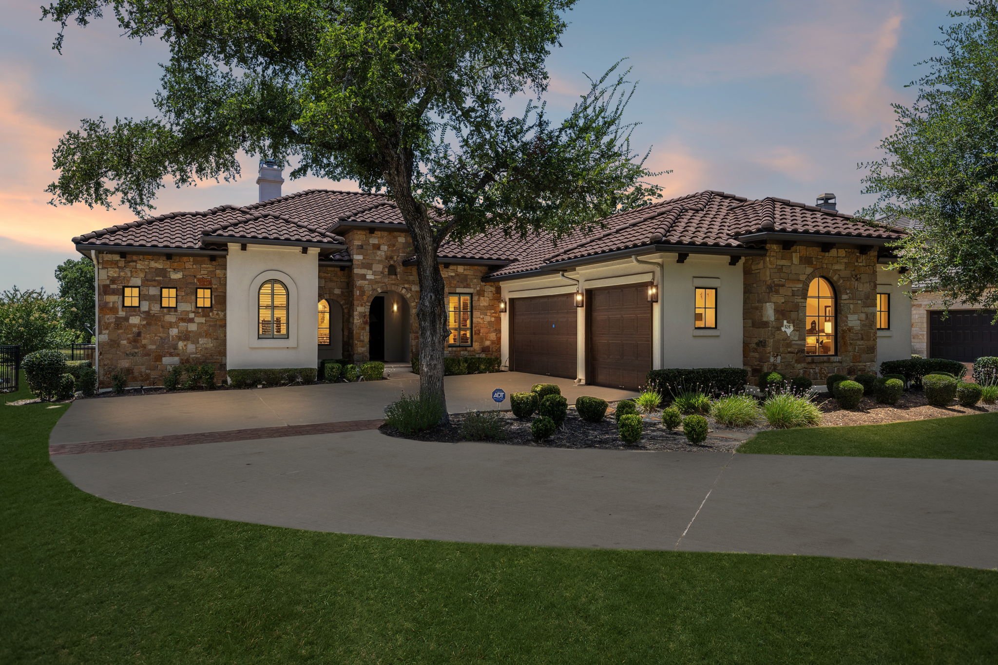 505 Flint Ridge Trl — photo