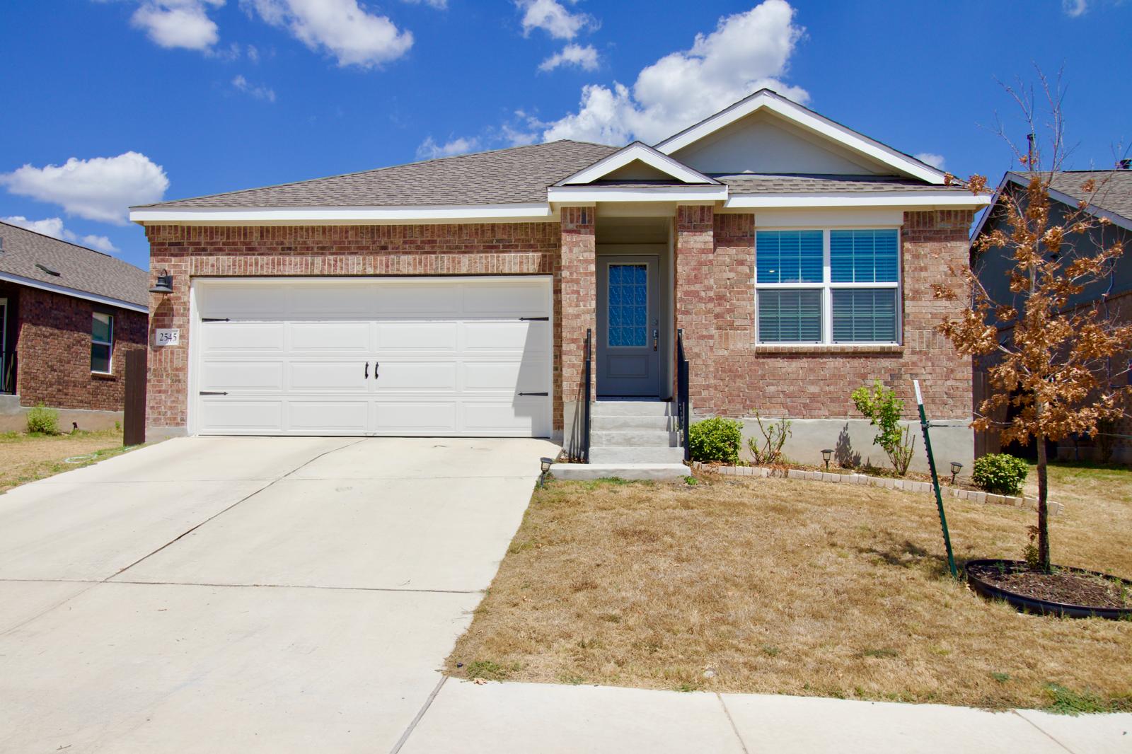 2545 Four Waters Loop — photo