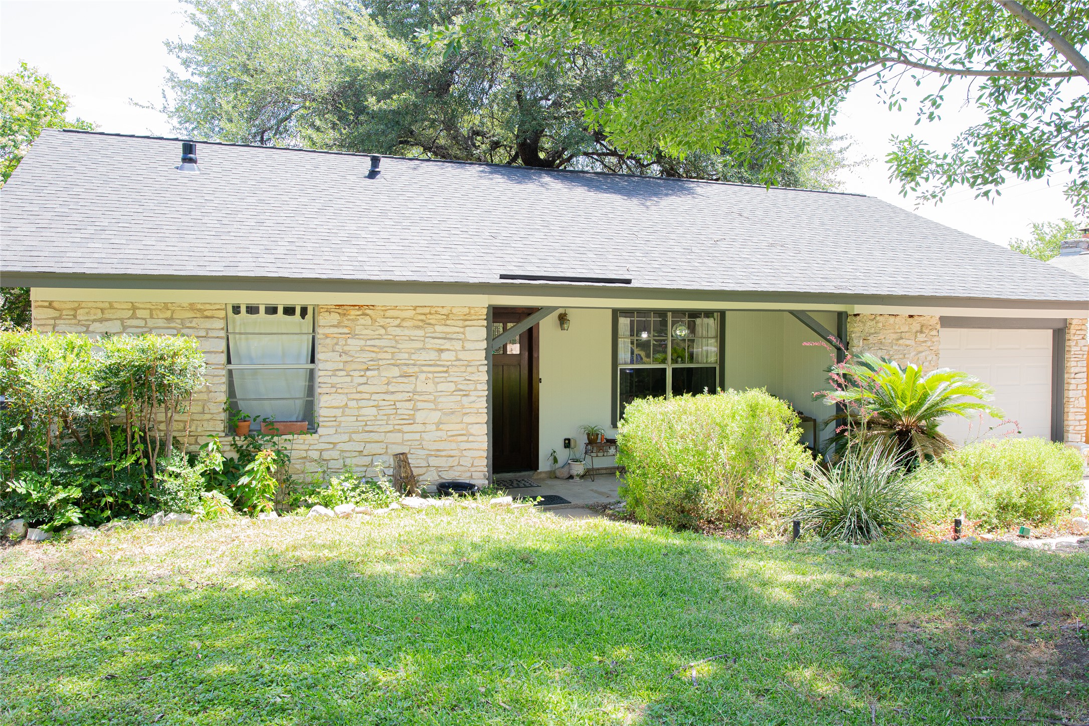 902 Austin Highlands Blvd — photo