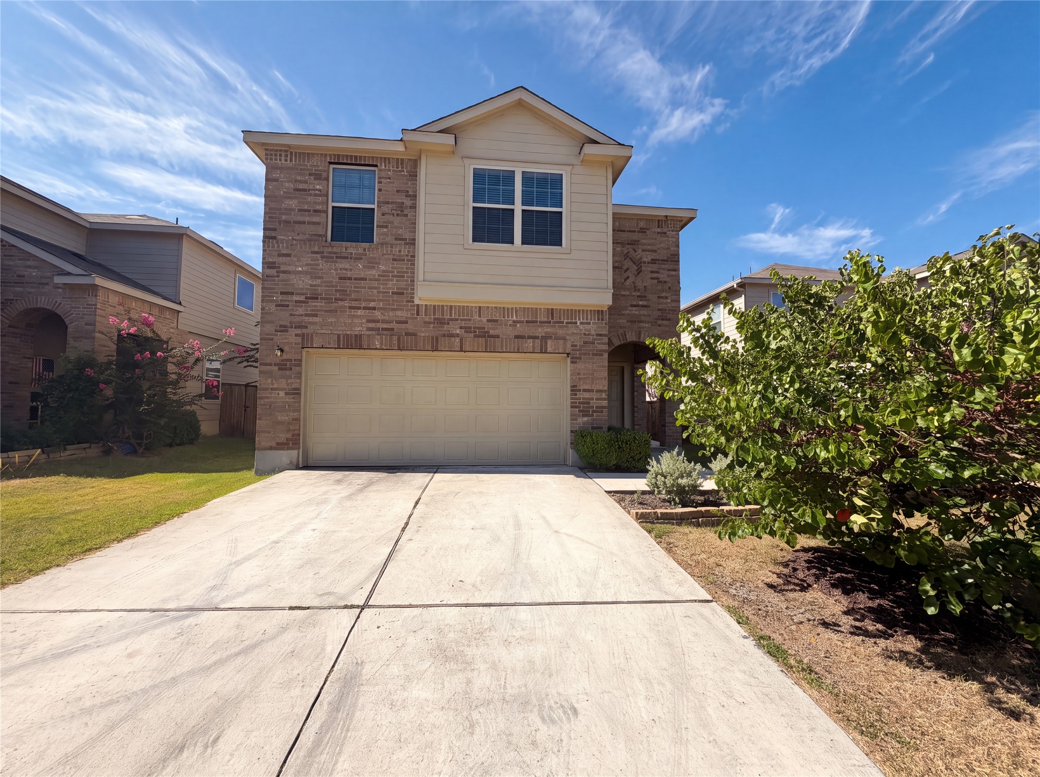 276 Circle Way 26E — photo