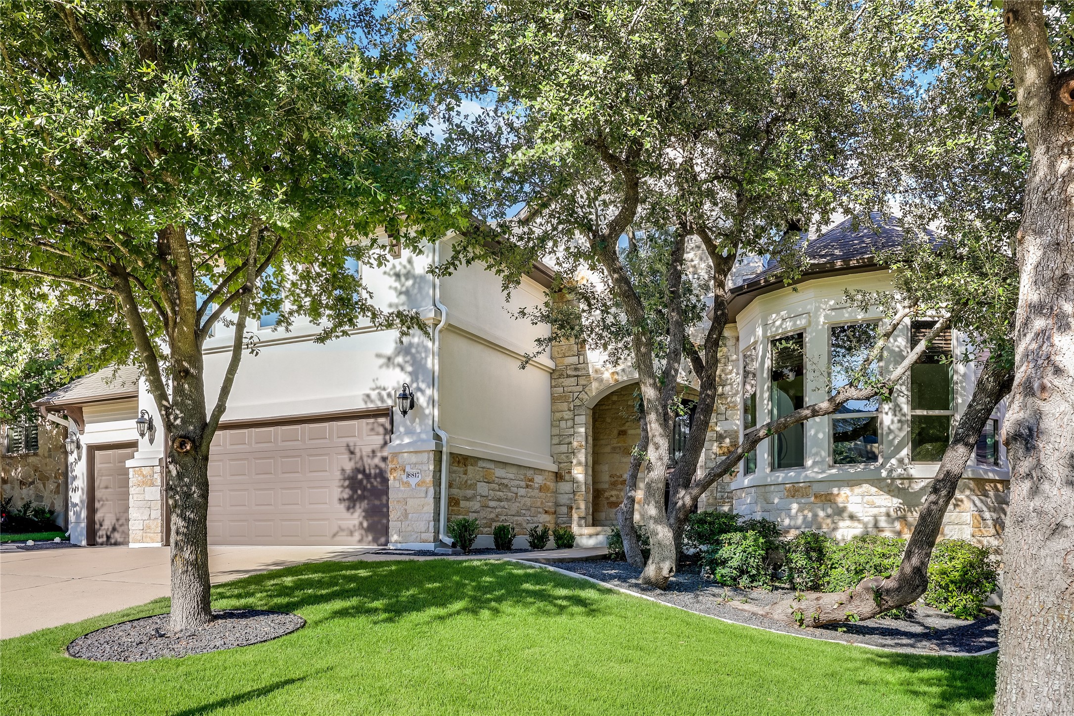 8817 Ambrosia Dr — photo