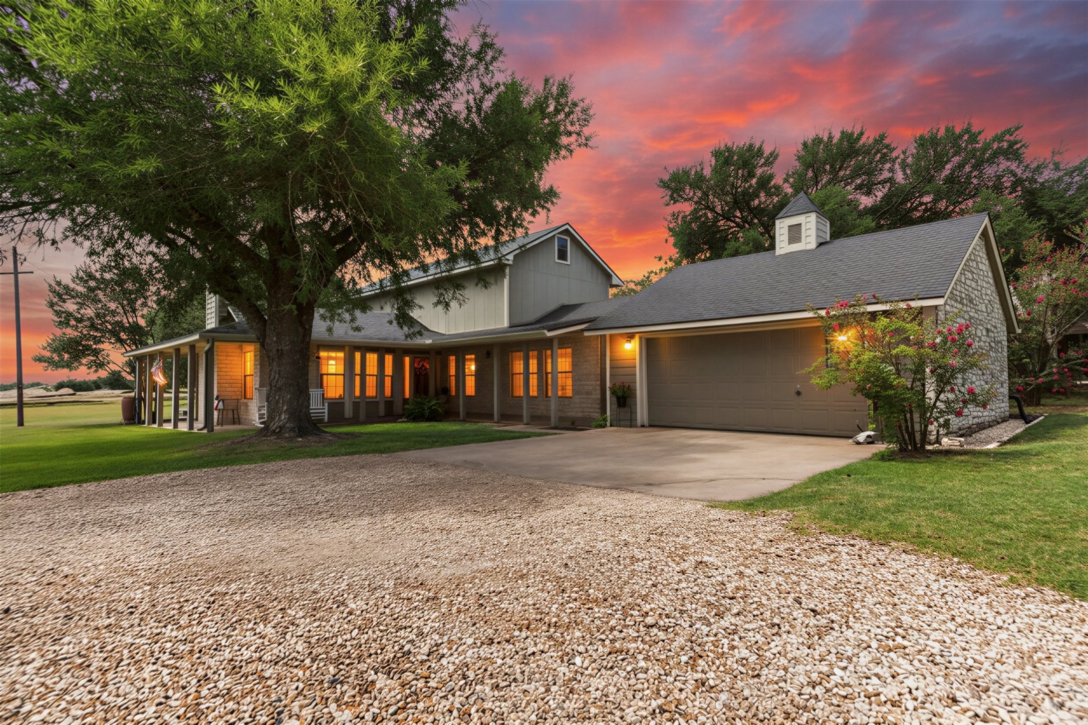 31 Fairview Dr — photo
