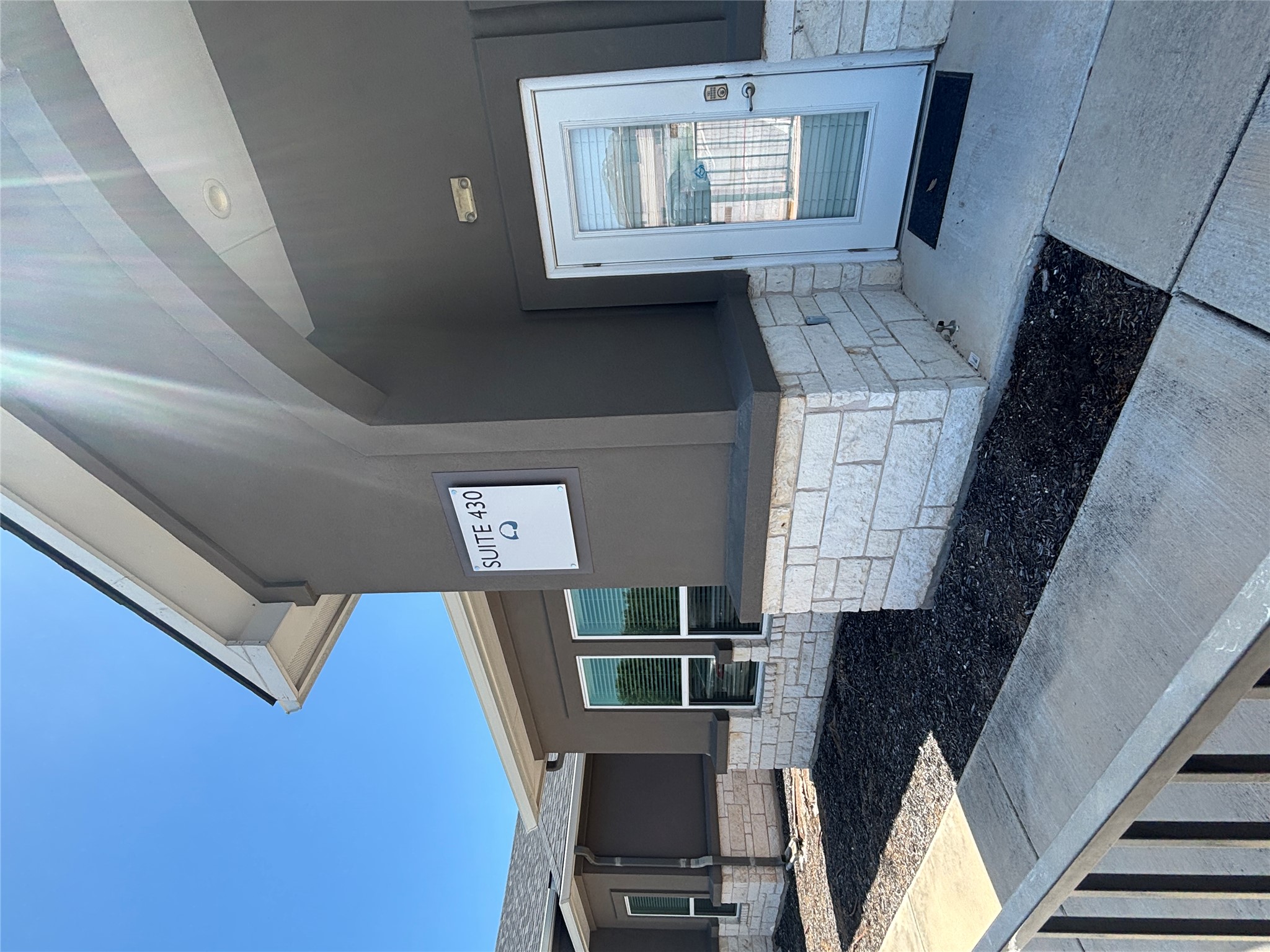 660 S Bagdad Rd 430 — photo