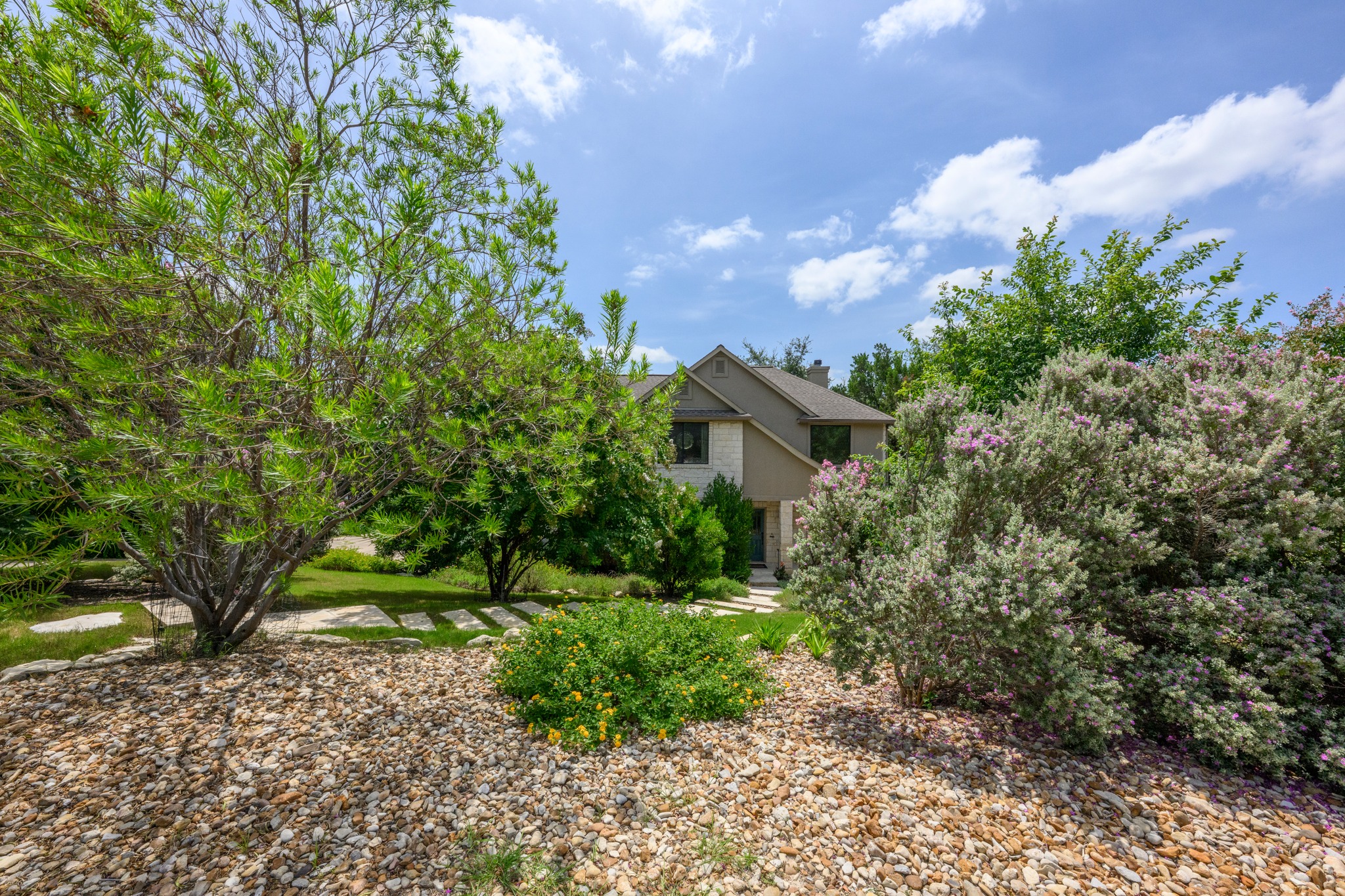 412 Eagle, Lakeway, TX 78734 — photo 2