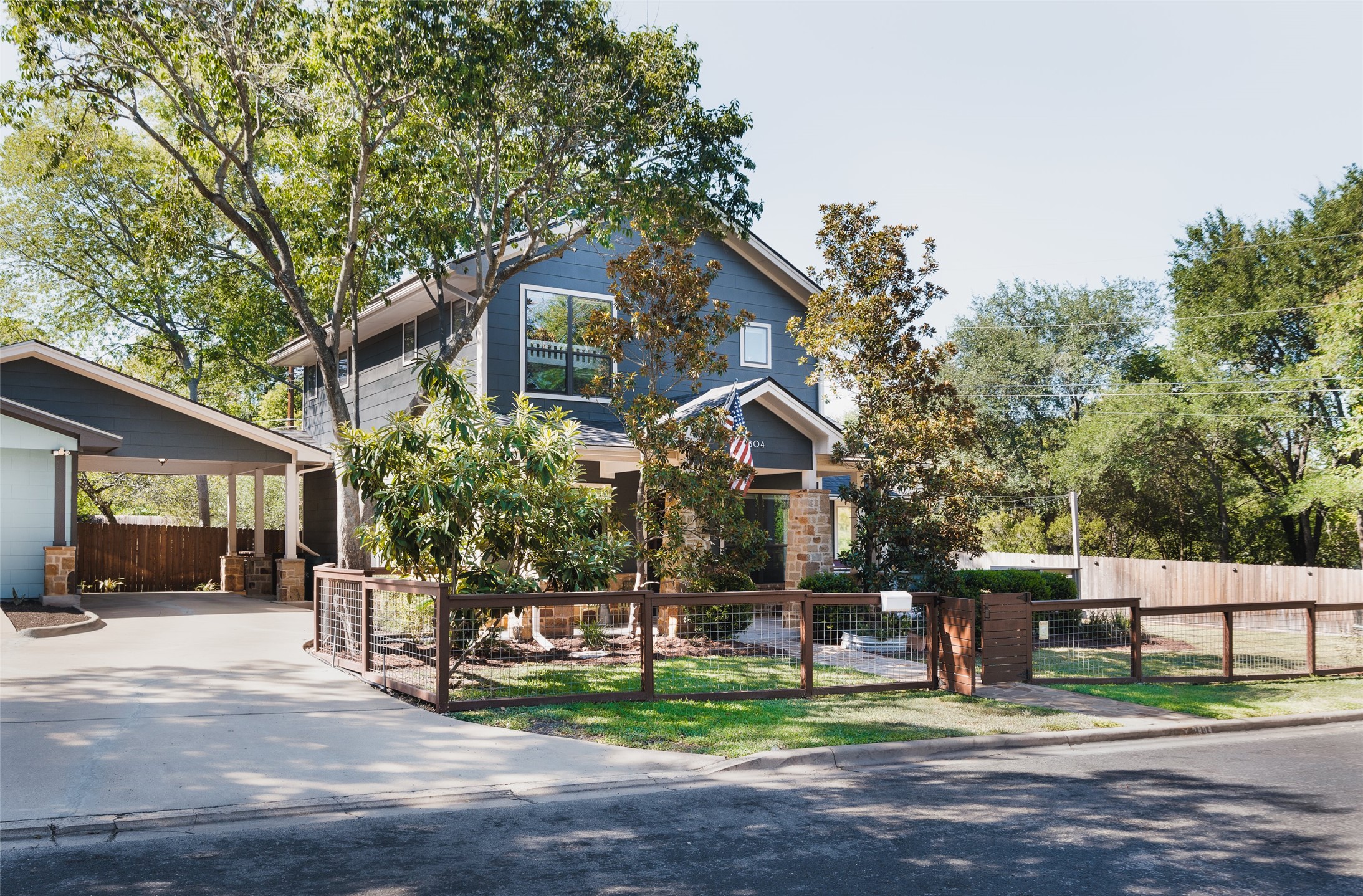 2804 Wilson St B — photo