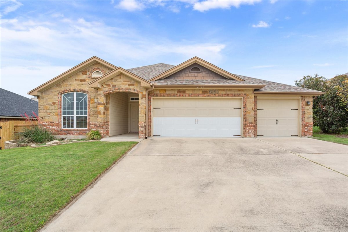2709 Alamocitos Creek Dr — photo