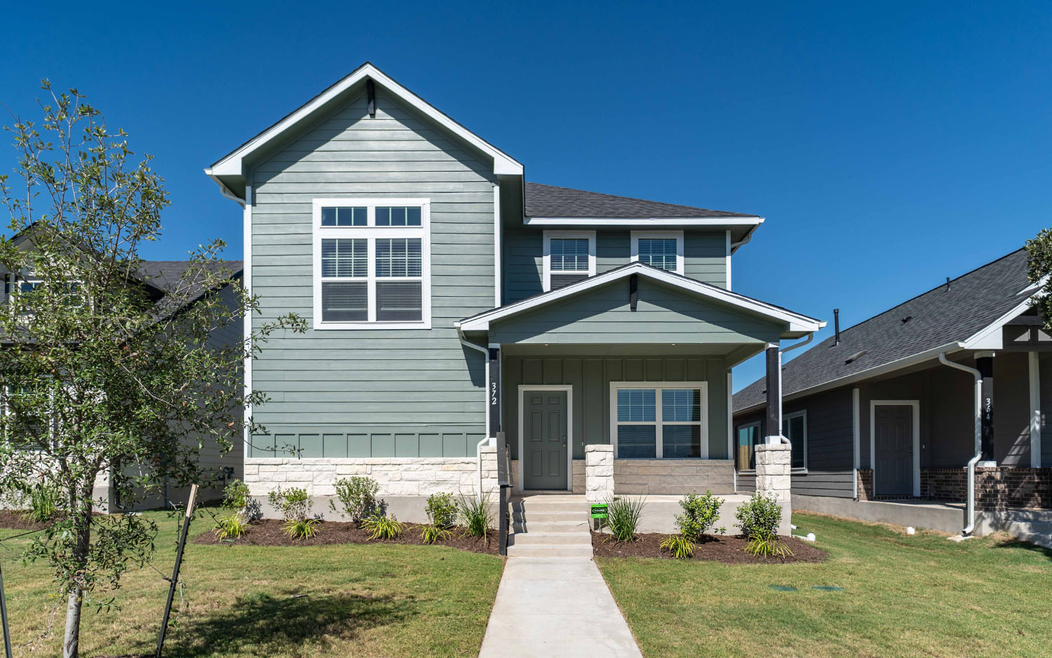 372 Kenai Dr — photo