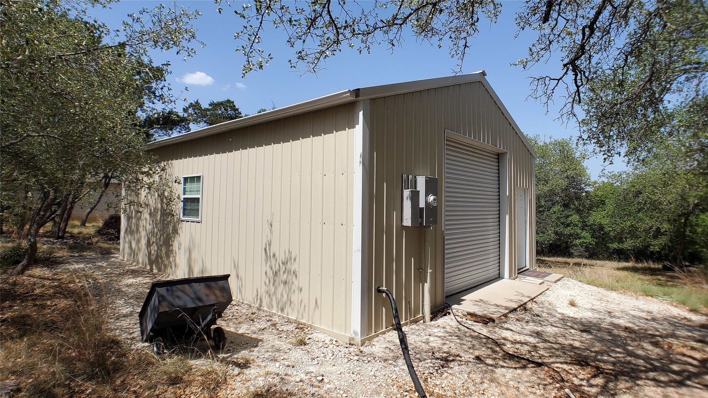 650 Beauchamp Road, Dripping Springs, TX 78620 — photo 2