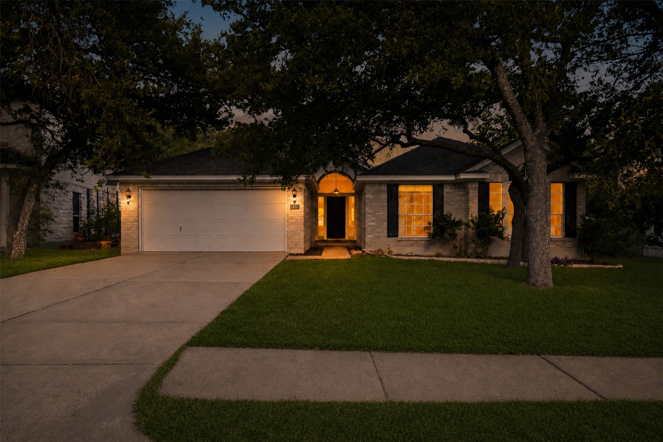 13212 Humphrey Dr — photo